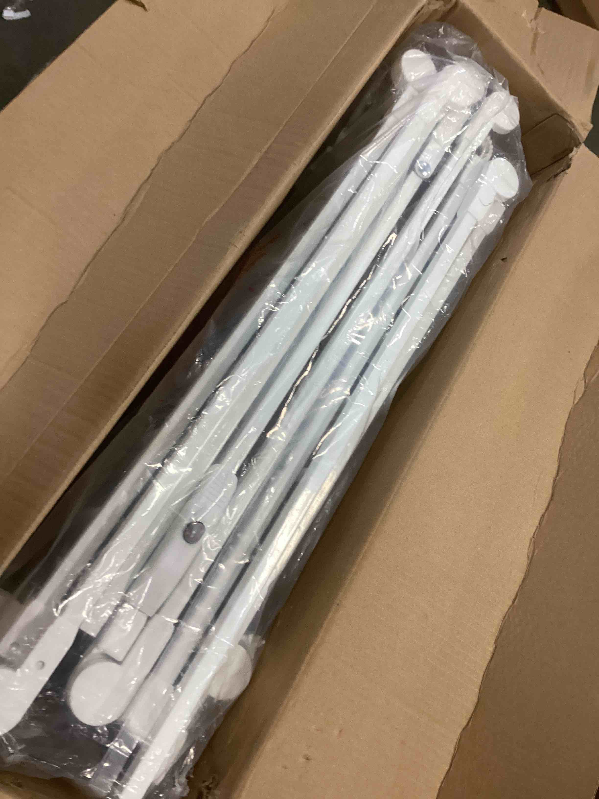 https://s3.amazonaws.com/lotting-images-prod/bidfta/GRN6347517_1711802976465.jpeg