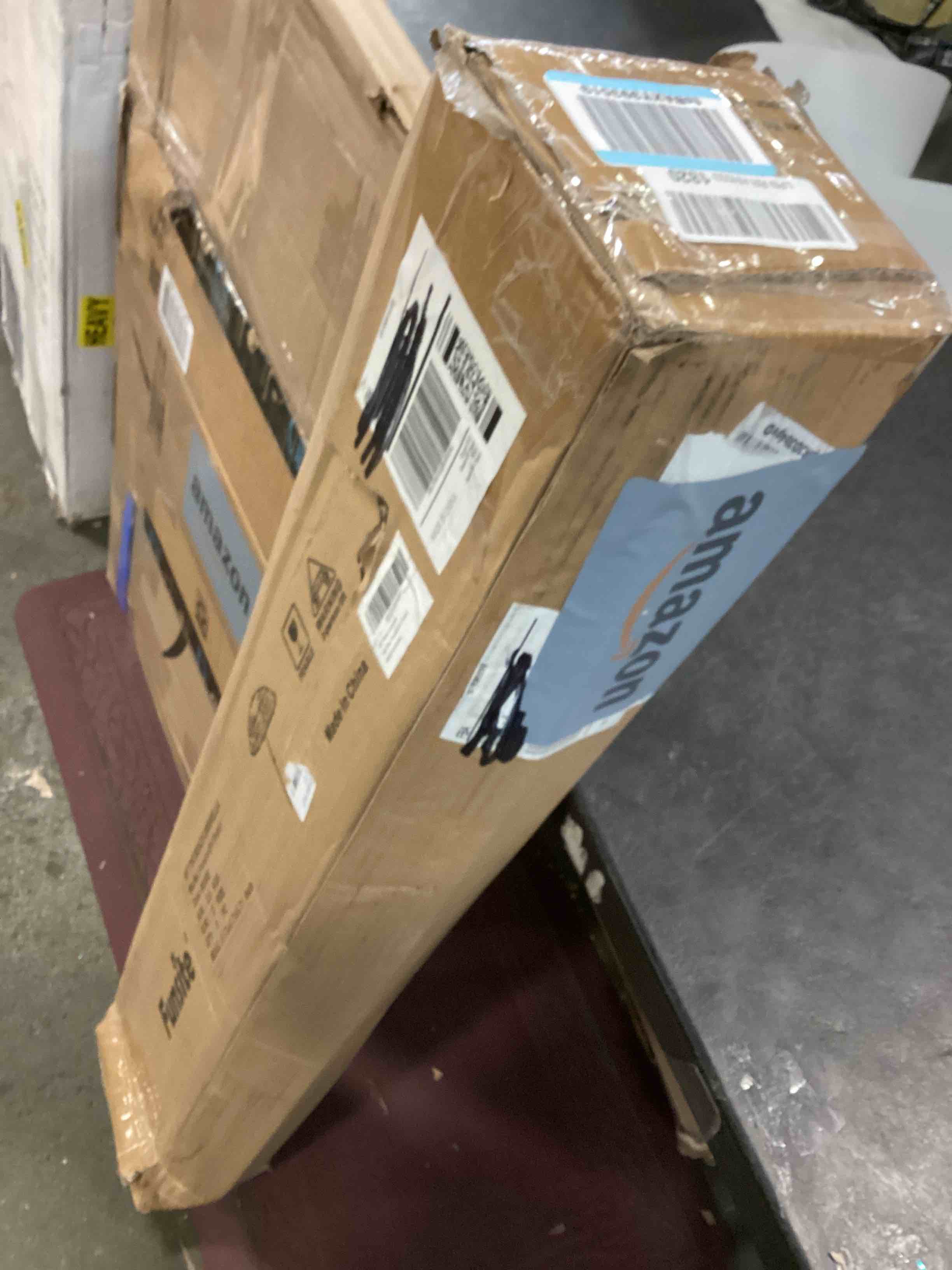 https://s3.amazonaws.com/lotting-images-prod/bidfta/GRN6347564_1711809746680.jpeg