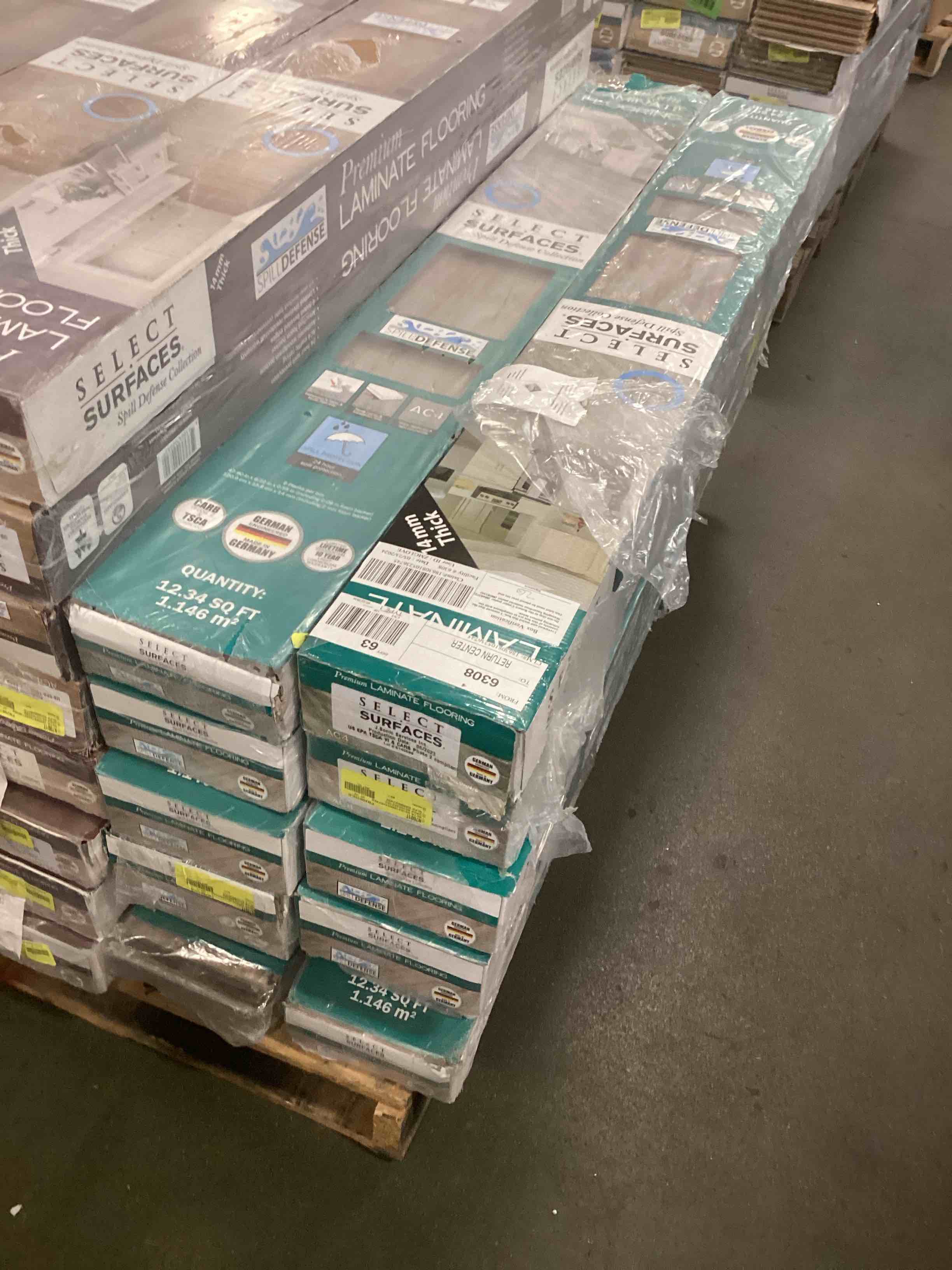 https://s3.amazonaws.com/lotting-images-prod/bidfta/GRN6348452_1718117581952.jpeg