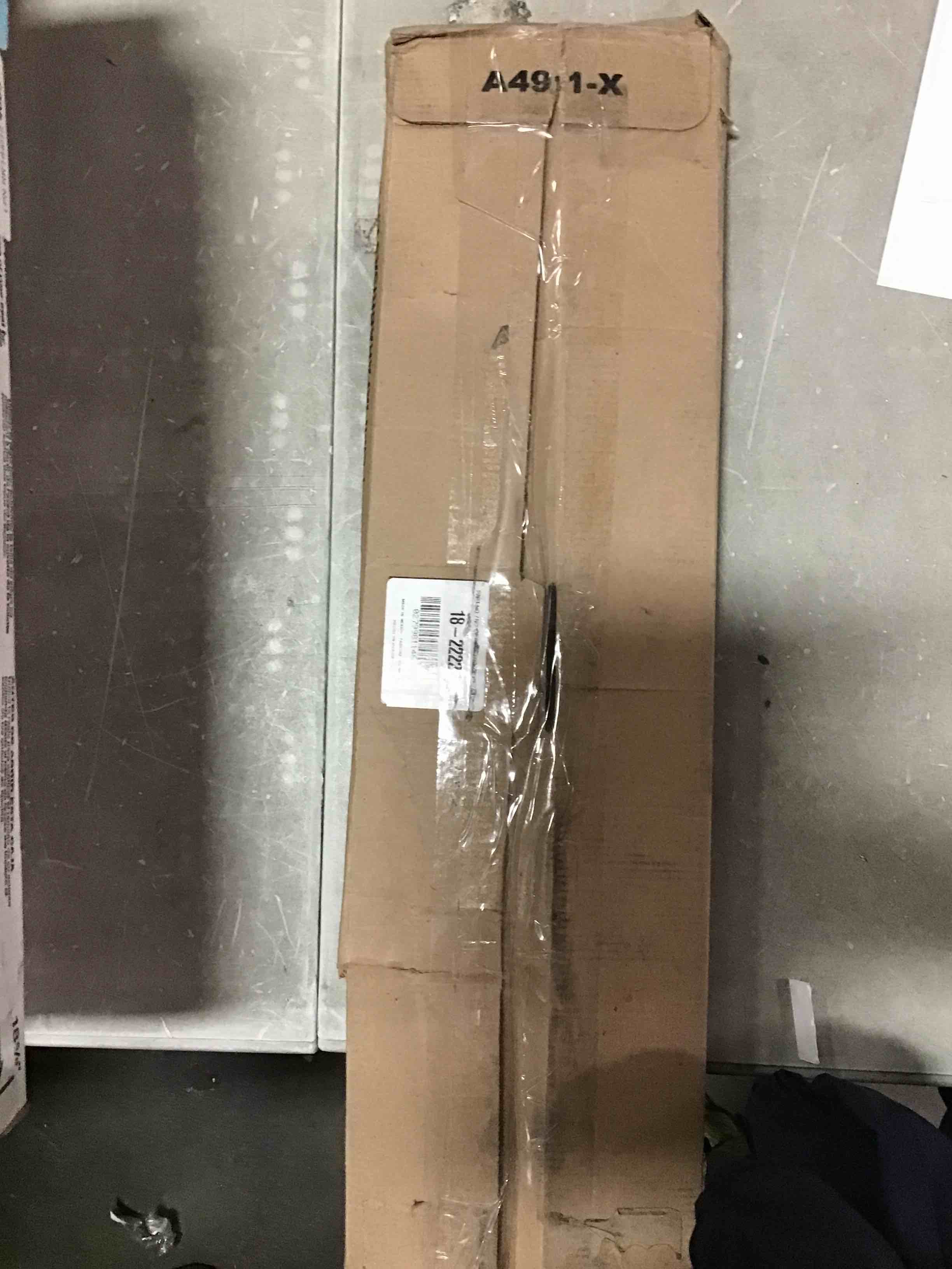 https://s3.amazonaws.com/lotting-images-prod/bidfta/GRN6350343_1712085944355.jpeg