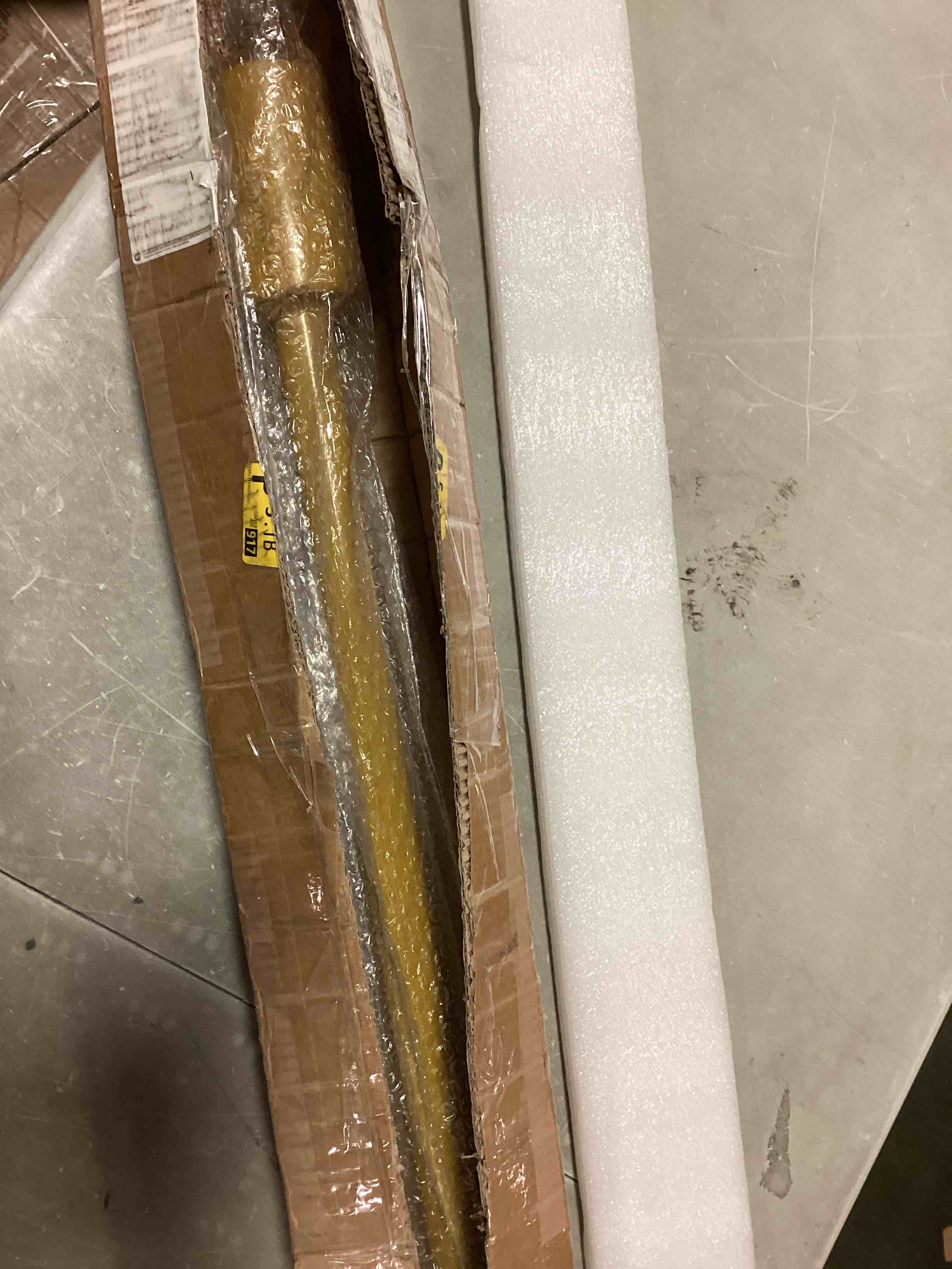https://s3.amazonaws.com/lotting-images-prod/bidfta/GRN6350507_1712321972526.jpeg