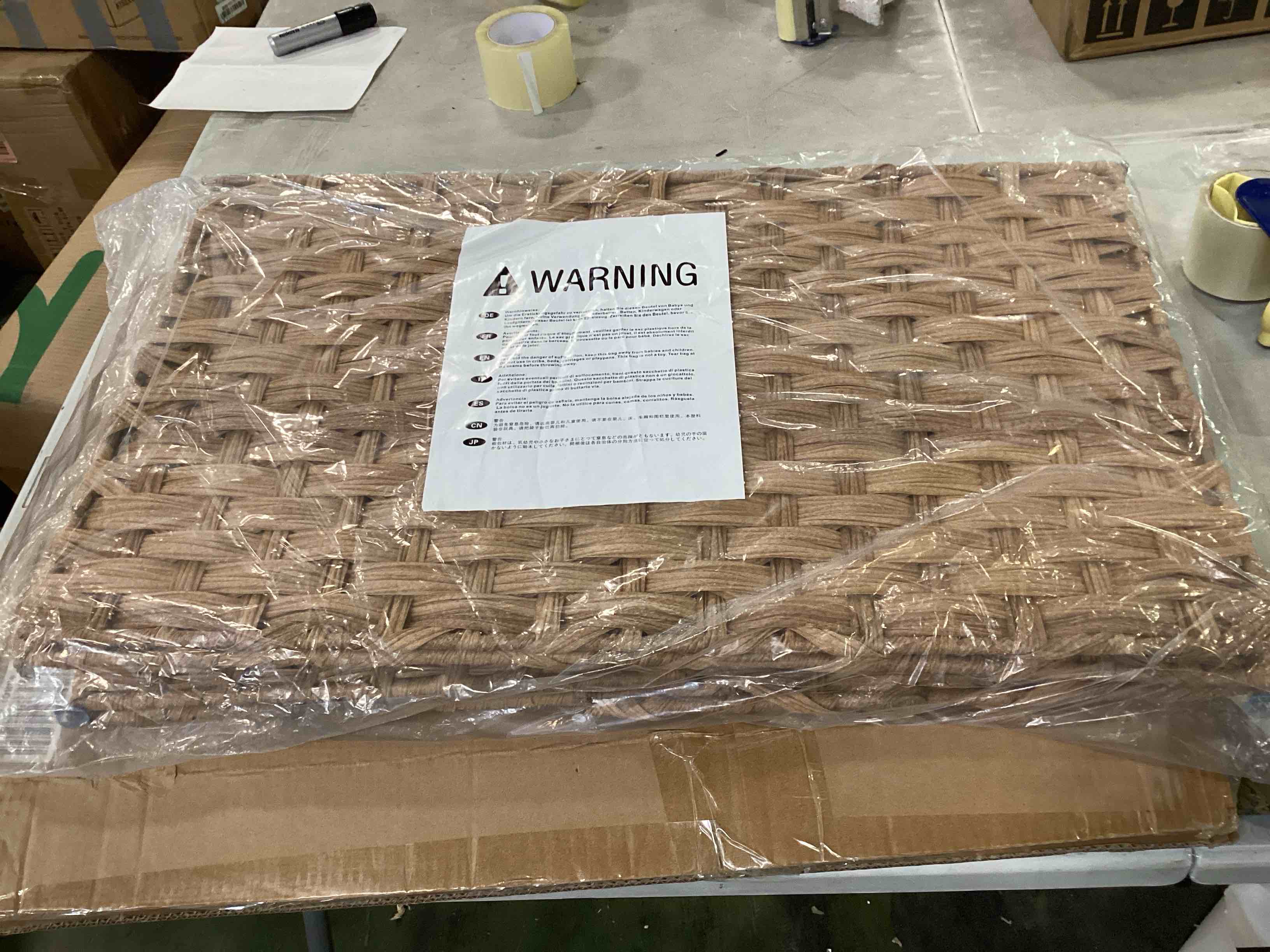 https://s3.amazonaws.com/lotting-images-prod/bidfta/GRN6351271_1713383081263.jpeg