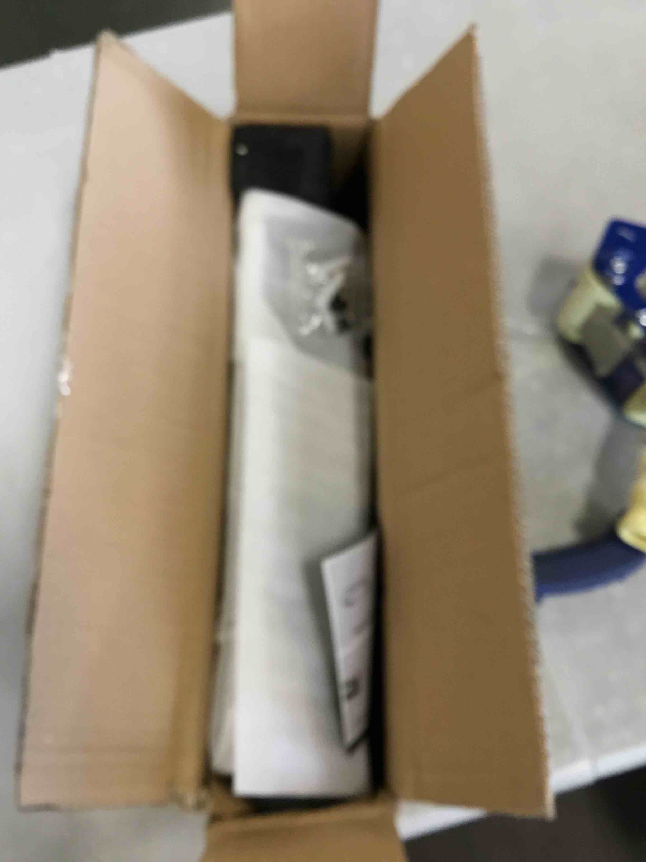 https://s3.amazonaws.com/lotting-images-prod/bidfta/GRN6352131_1717429167104.jpeg