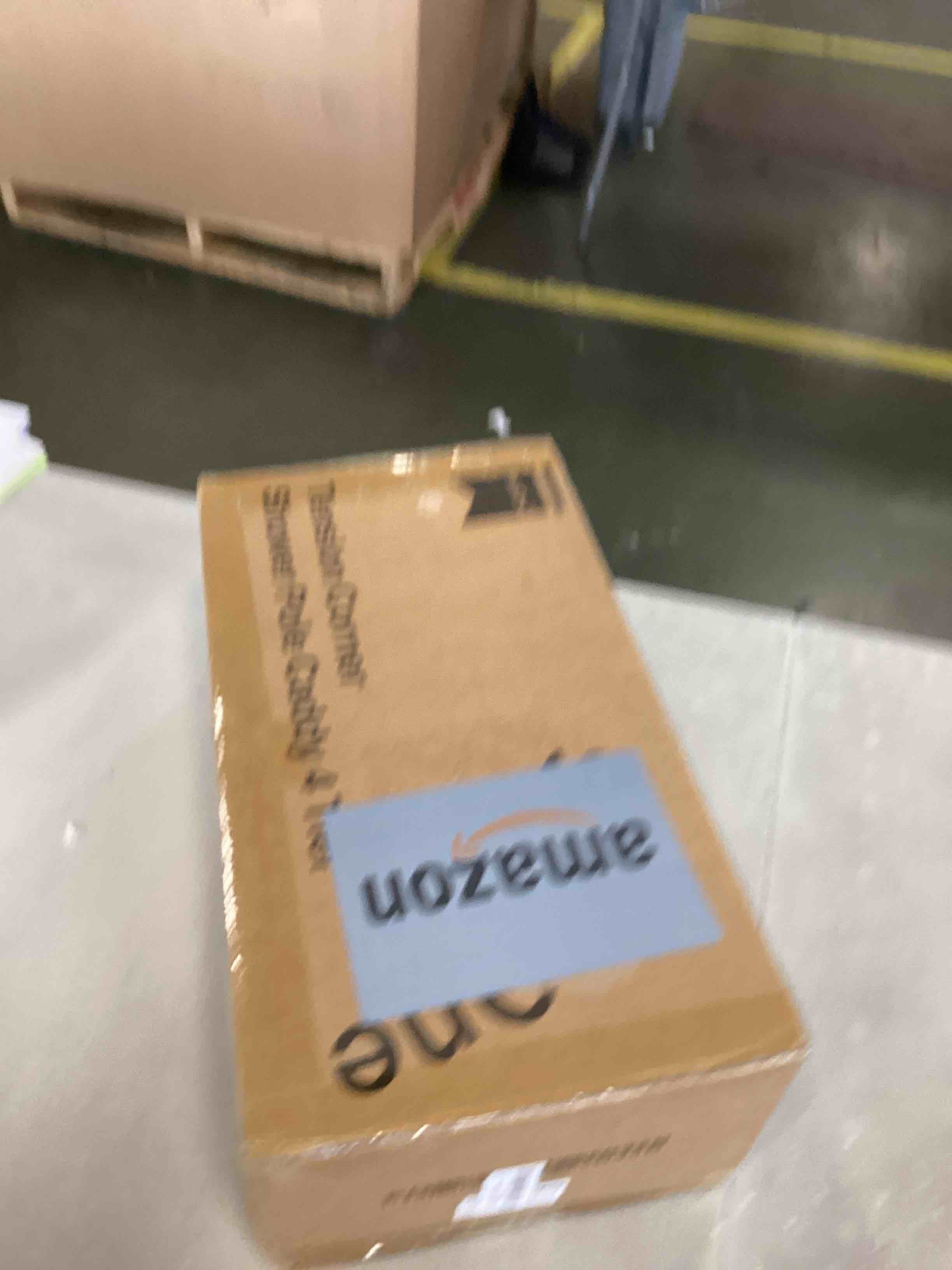 https://s3.amazonaws.com/lotting-images-prod/bidfta/GRN6352330_1717504628448.jpeg