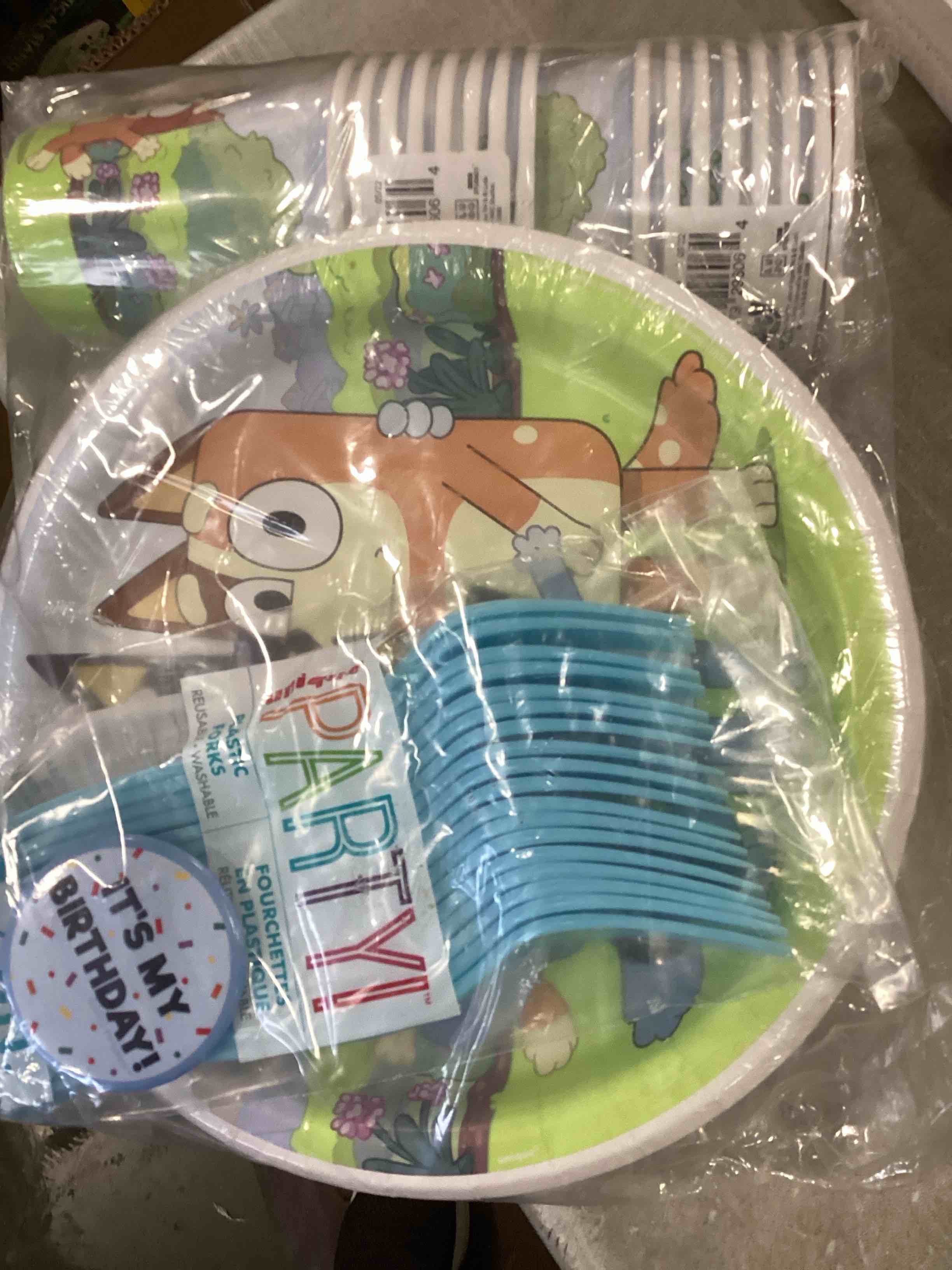 https://s3.amazonaws.com/lotting-images-prod/bidfta/GRN6353987_1712767075410.jpeg