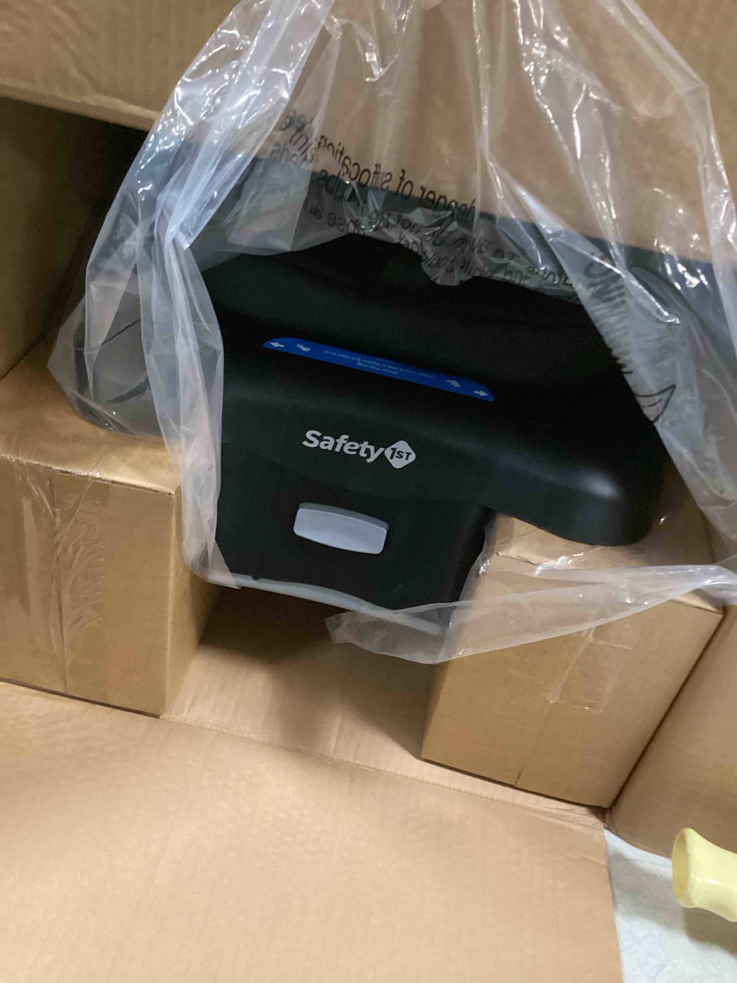 https://s3.amazonaws.com/lotting-images-prod/bidfta/GRN6355100_1712063381742.jpeg