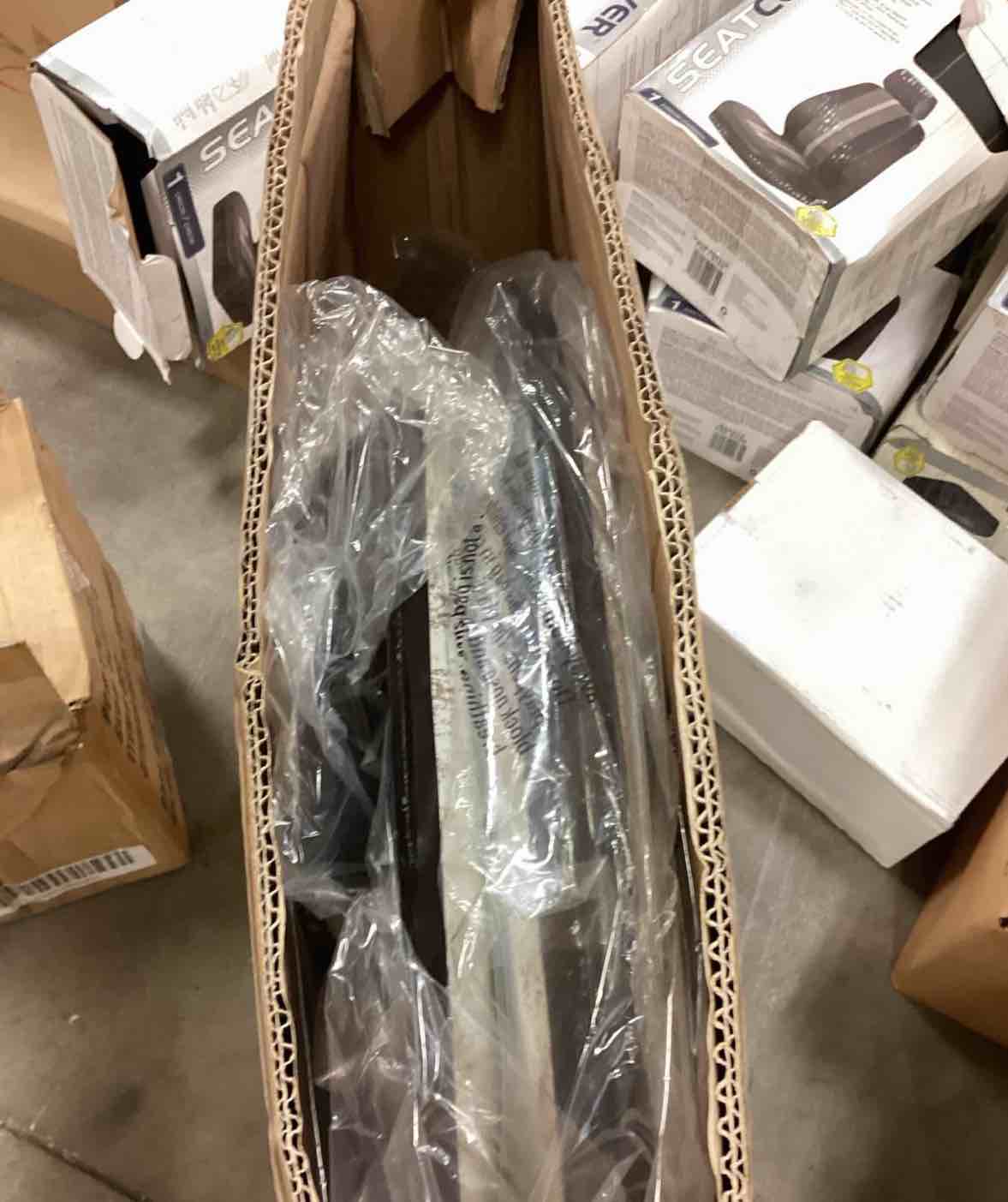 https://s3.amazonaws.com/lotting-images-prod/bidfta/GRN6365141_1716401480153.jpeg