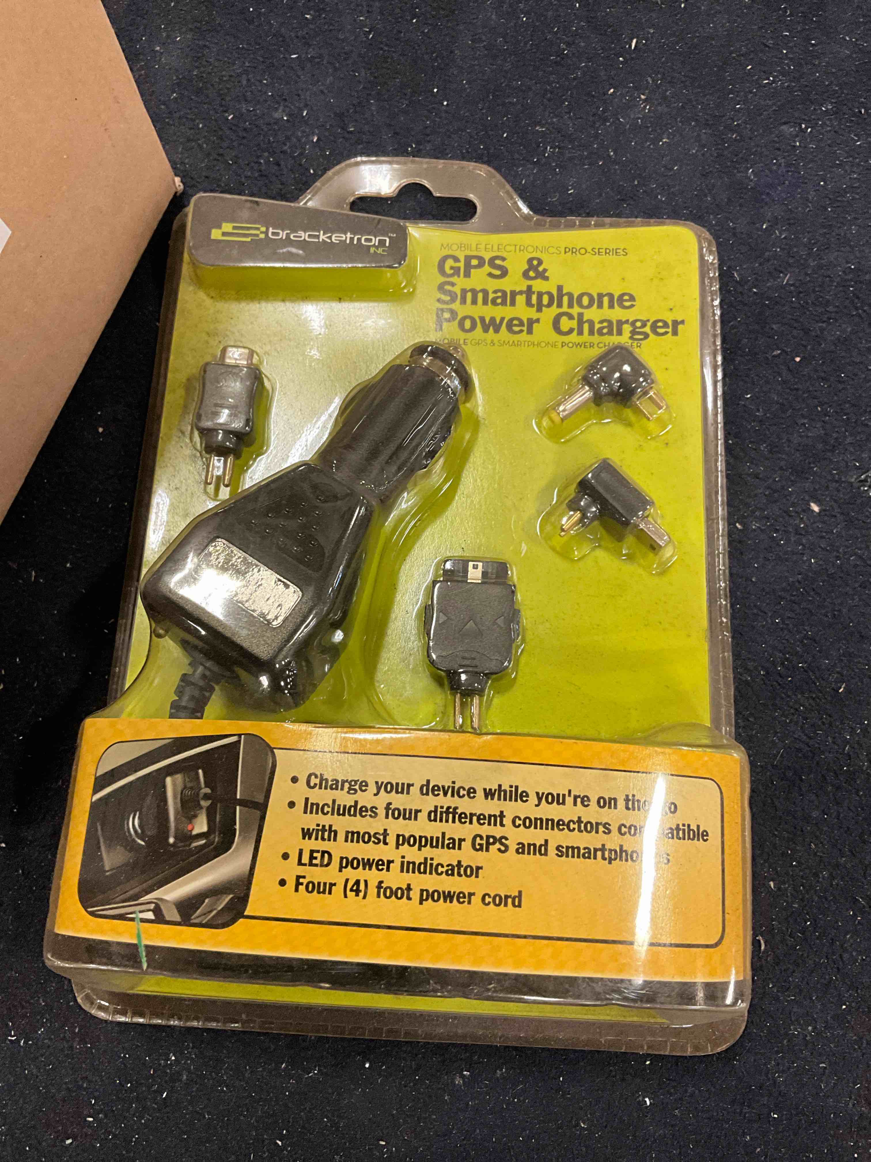 https://s3.amazonaws.com/lotting-images-prod/bidfta/GRN6365606_1716475640857.jpeg