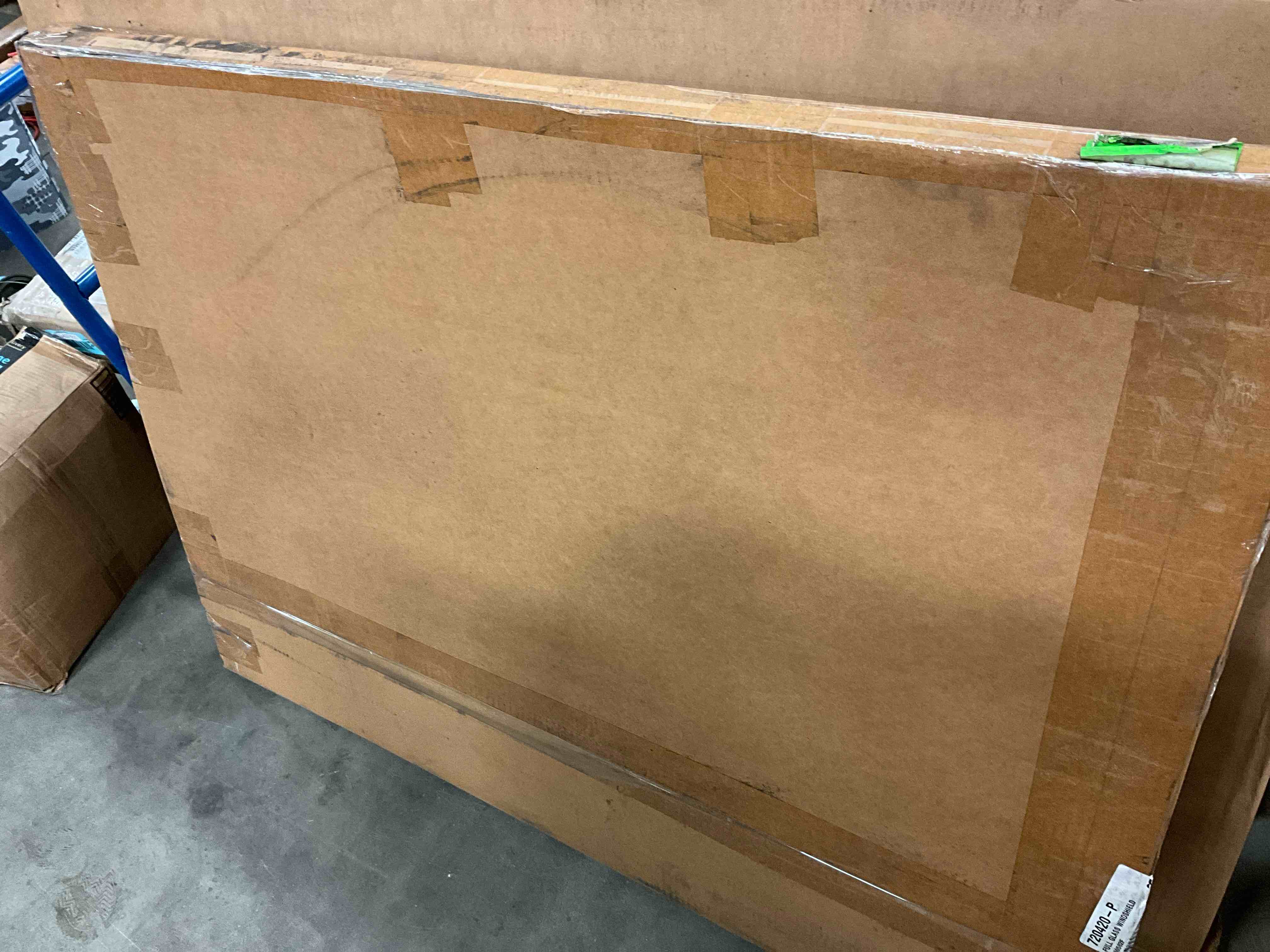 https://s3.amazonaws.com/lotting-images-prod/bidfta/GRN6365832_1716482230376.jpeg