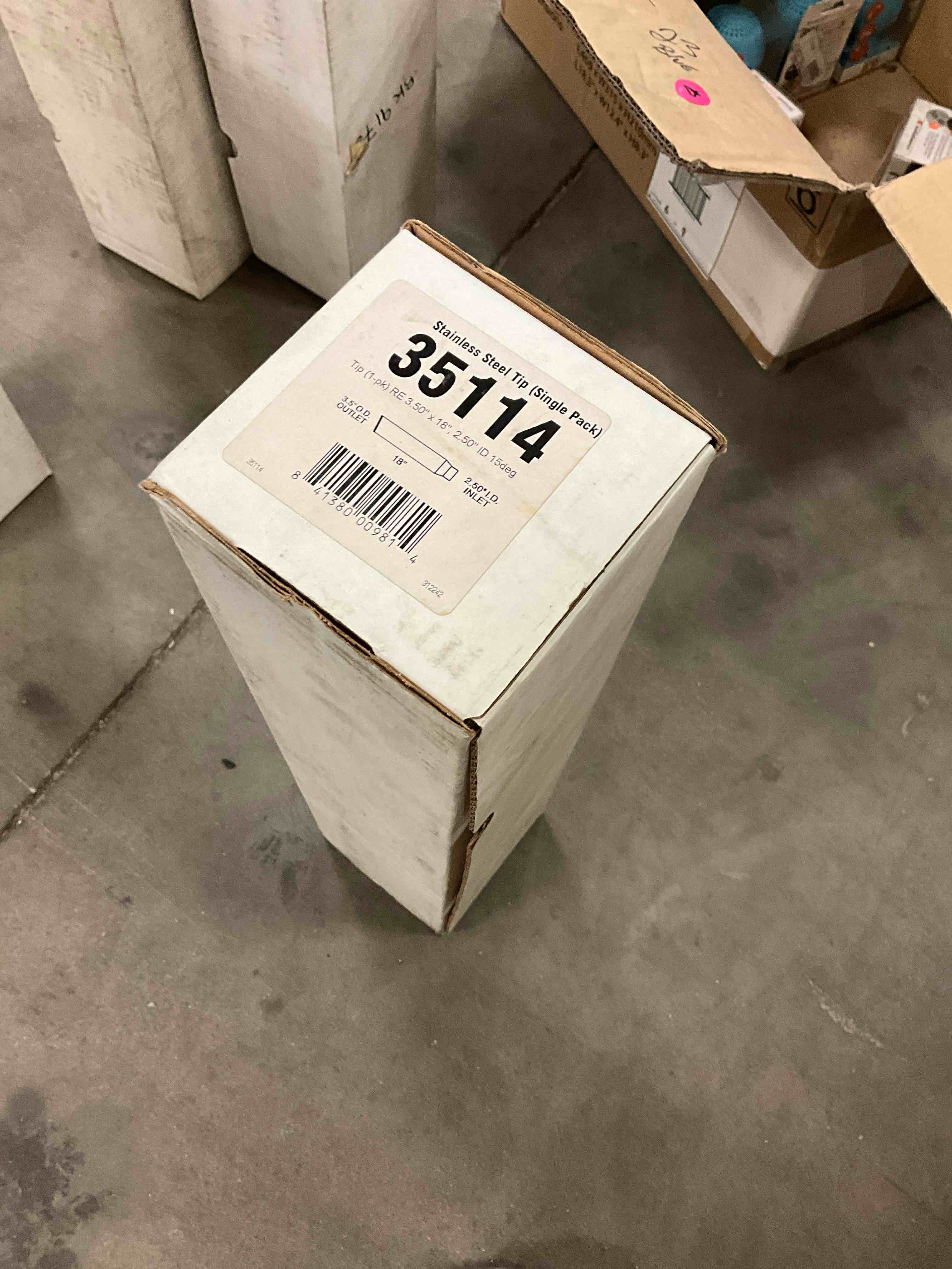 https://s3.amazonaws.com/lotting-images-prod/bidfta/GRN6365948_1716484852584.jpeg