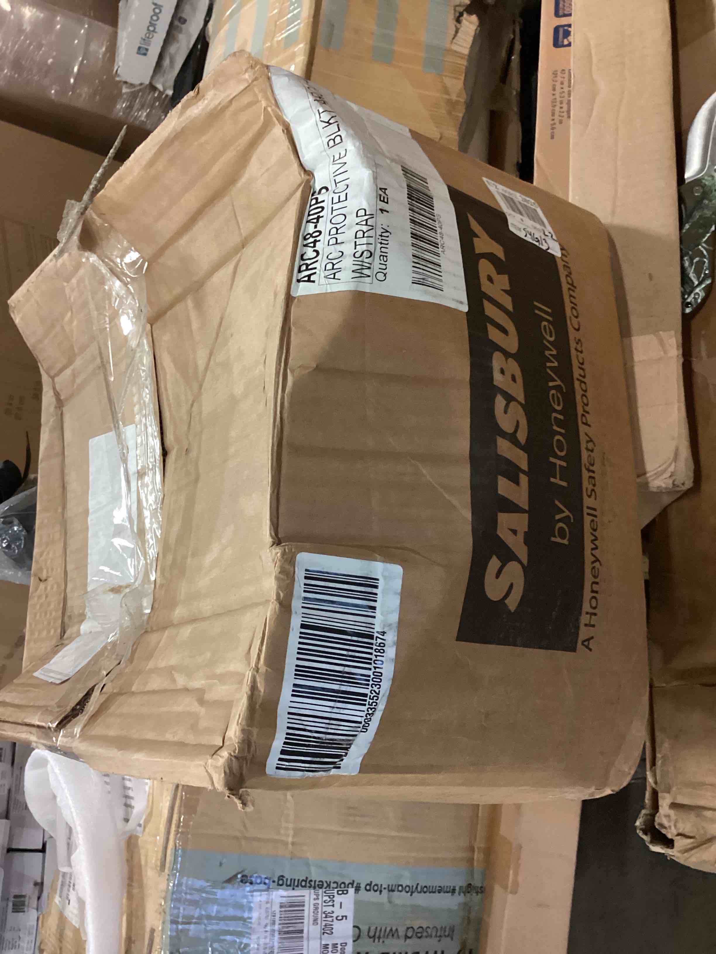 https://s3.amazonaws.com/lotting-images-prod/bidfta/GRN6366972_1715776581280.jpeg