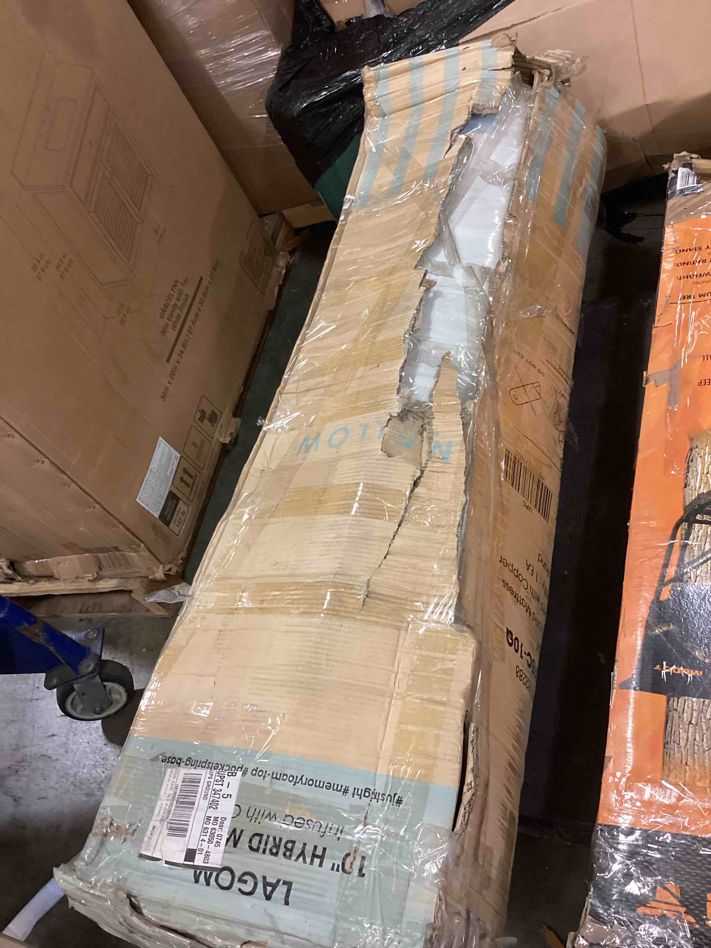 https://s3.amazonaws.com/lotting-images-prod/bidfta/GRN6366977_1715779541654.jpeg