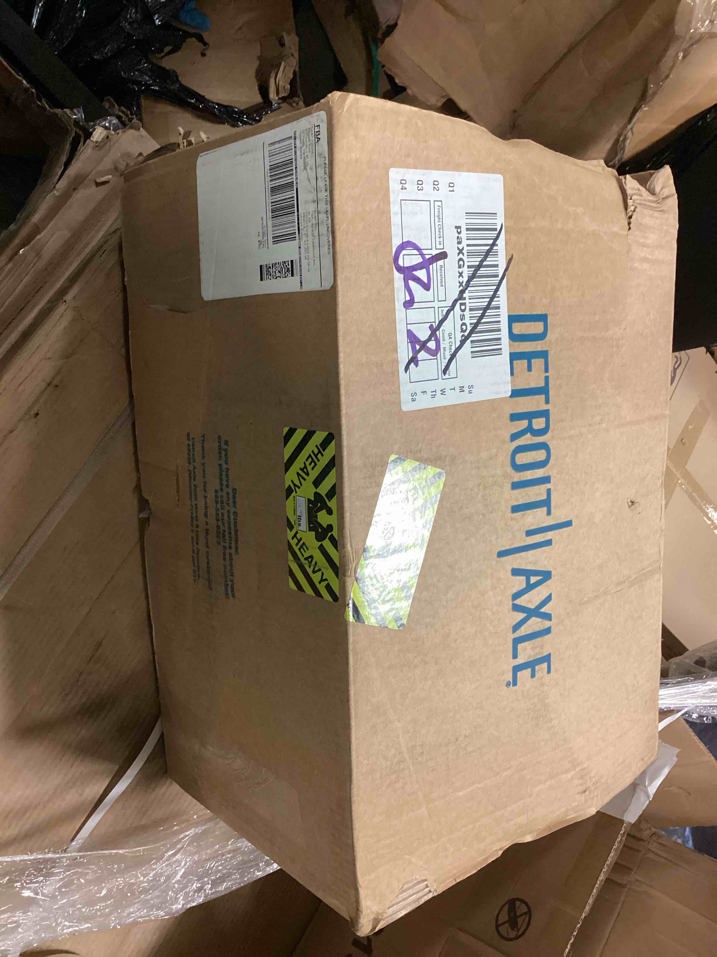 https://s3.amazonaws.com/lotting-images-prod/bidfta/GRN6366980_1715783640072.jpeg