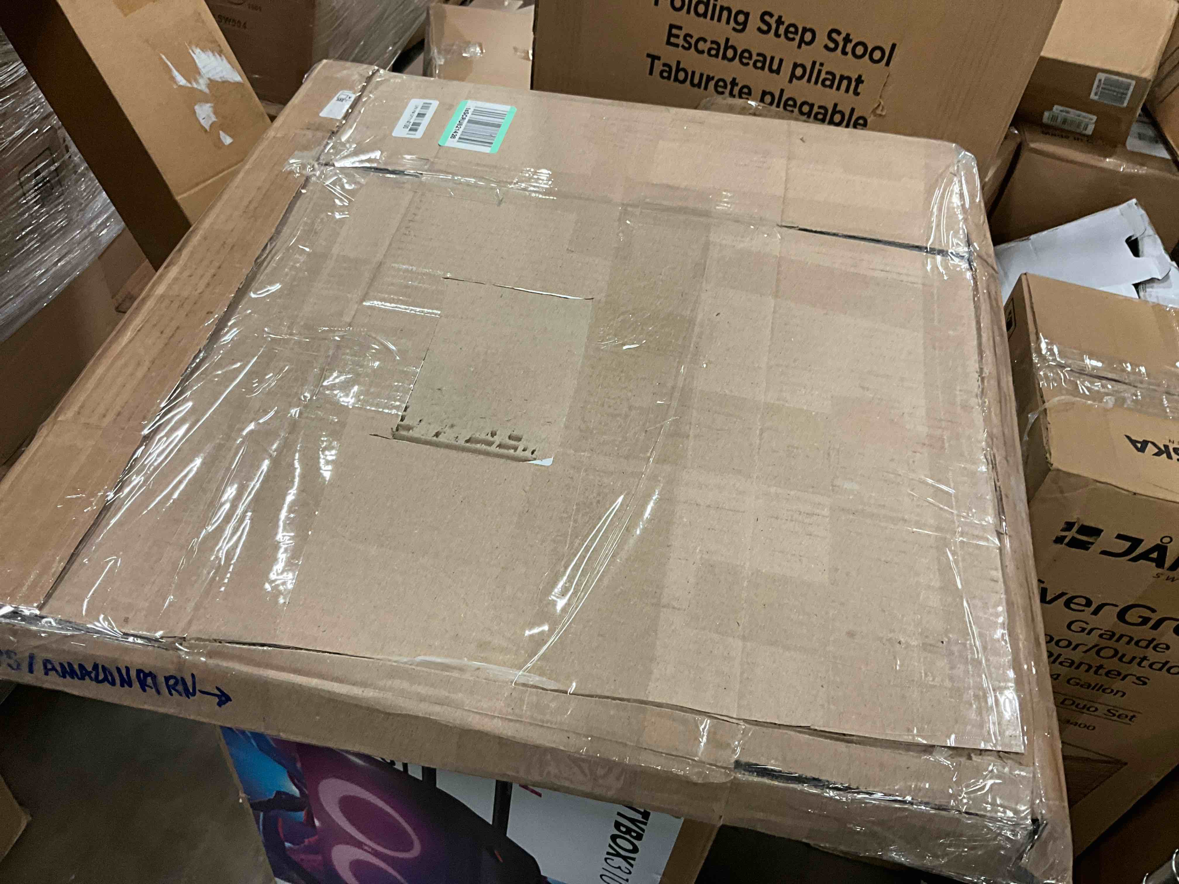 https://s3.amazonaws.com/lotting-images-prod/bidfta/GRN6377600_1720030290466.jpeg