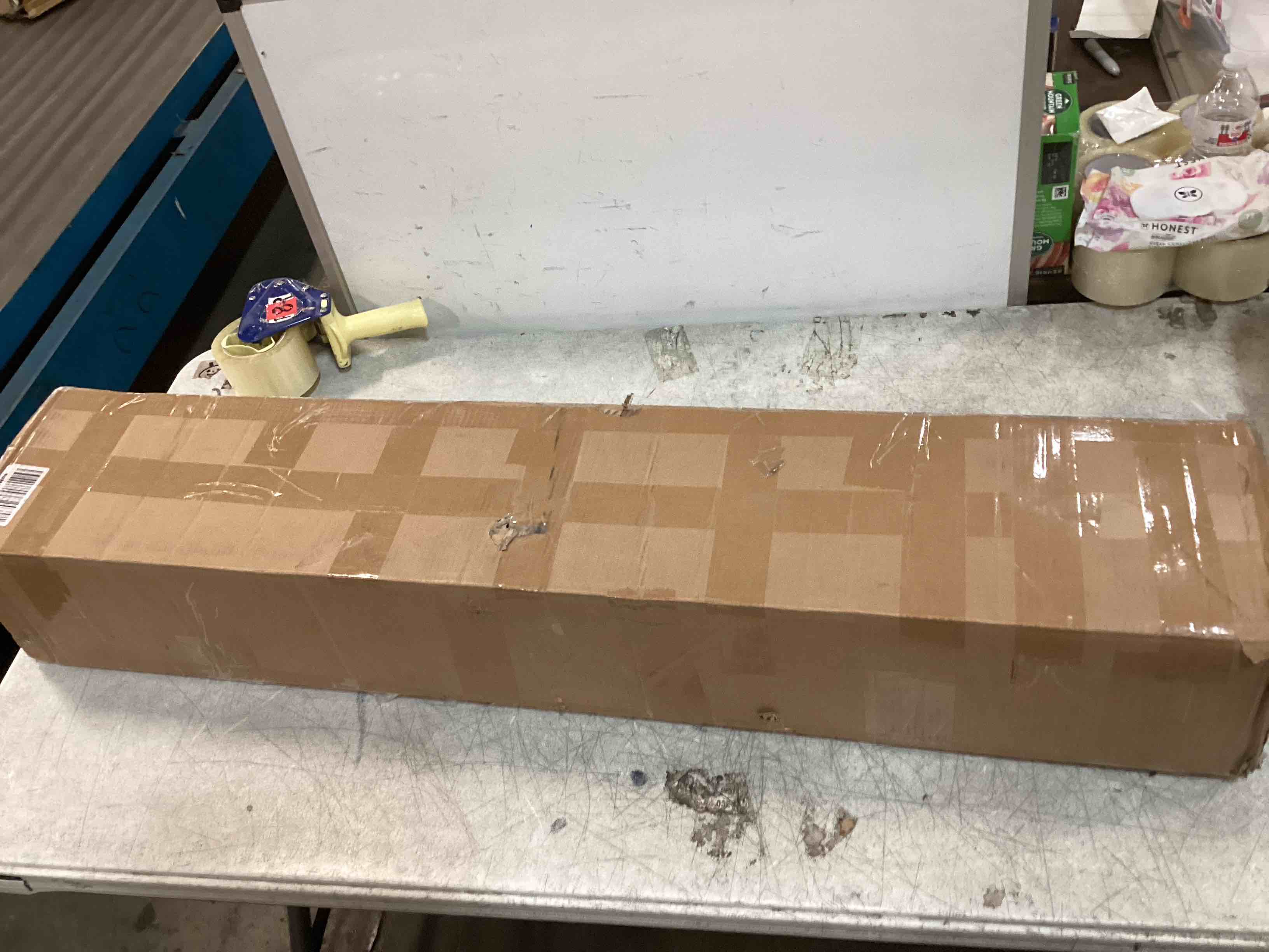 https://s3.amazonaws.com/lotting-images-prod/bidfta/GRN6380296_1721832464496.jpeg