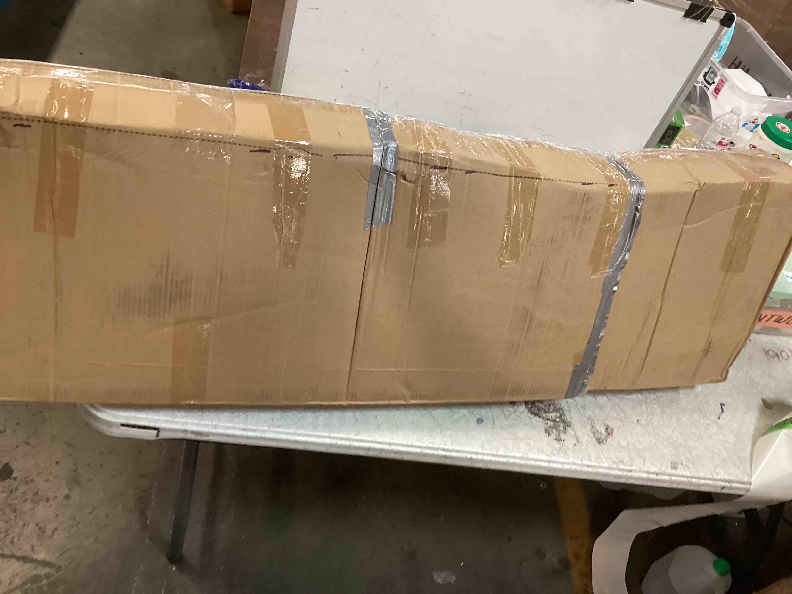 https://s3.amazonaws.com/lotting-images-prod/bidfta/GRN6380313_1721834396568.jpeg