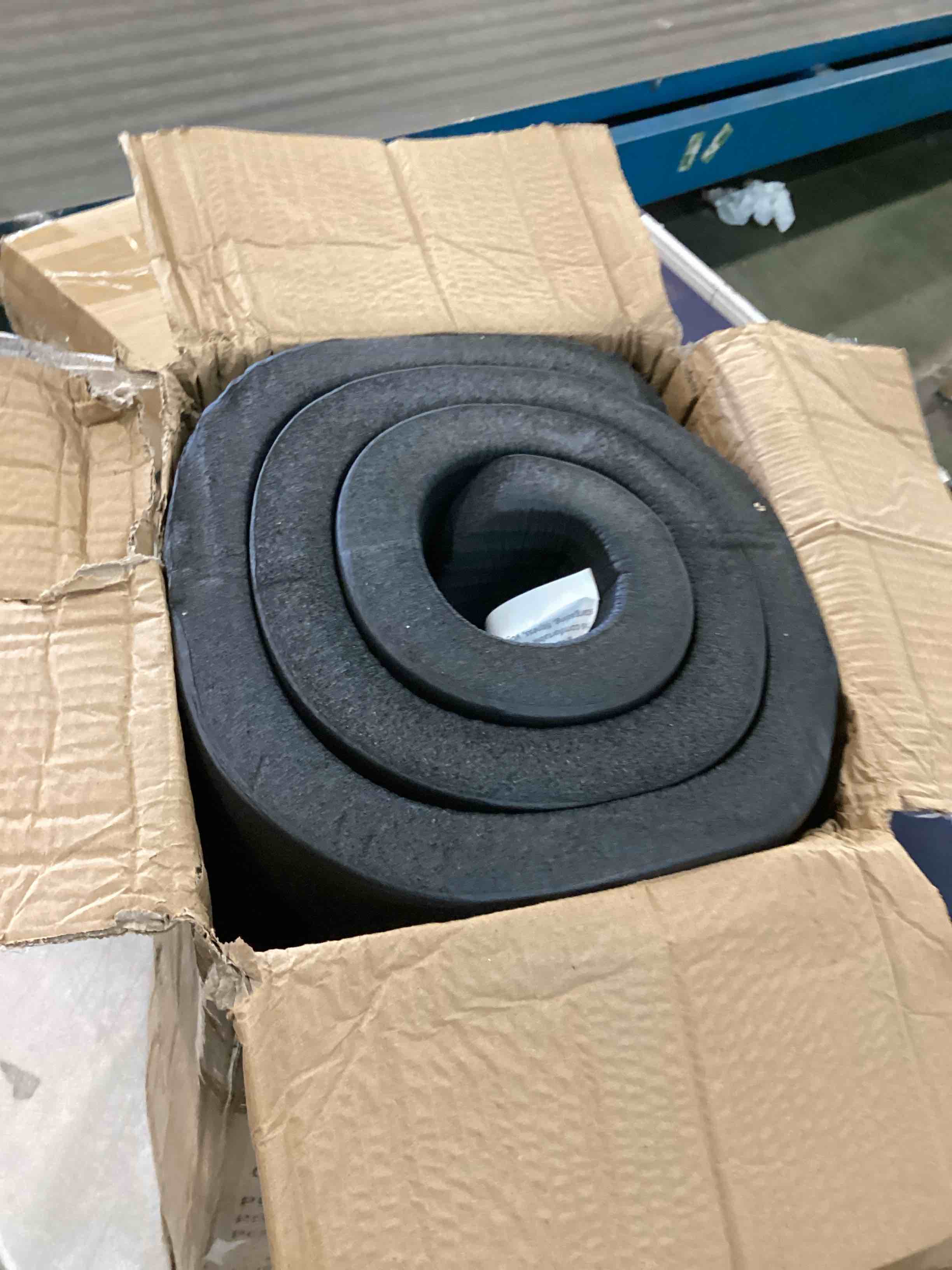 https://s3.amazonaws.com/lotting-images-prod/bidfta/GRN6380800_1722021989927.jpeg