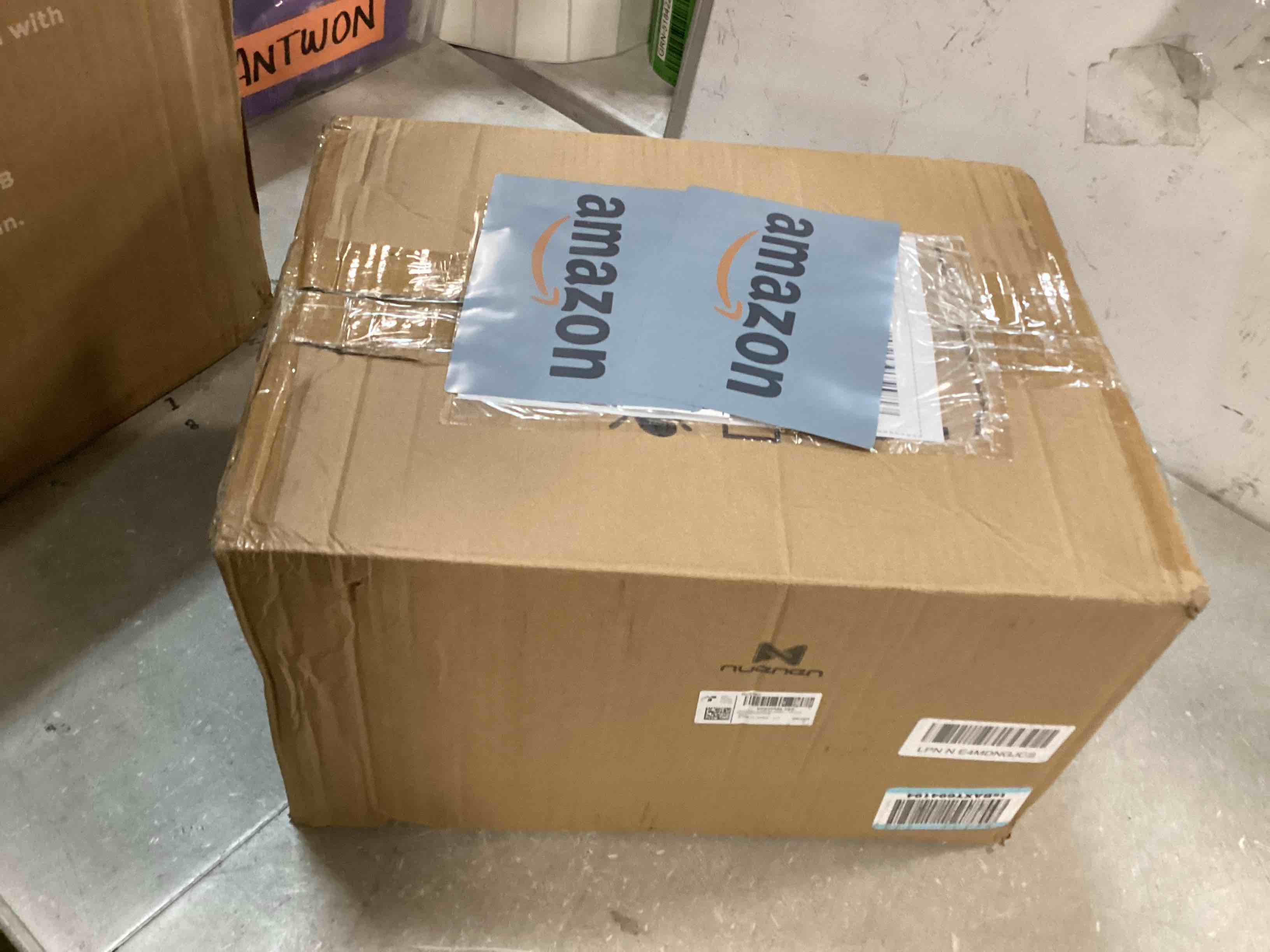 https://s3.amazonaws.com/lotting-images-prod/bidfta/GRN6380885_1722261354364.jpeg