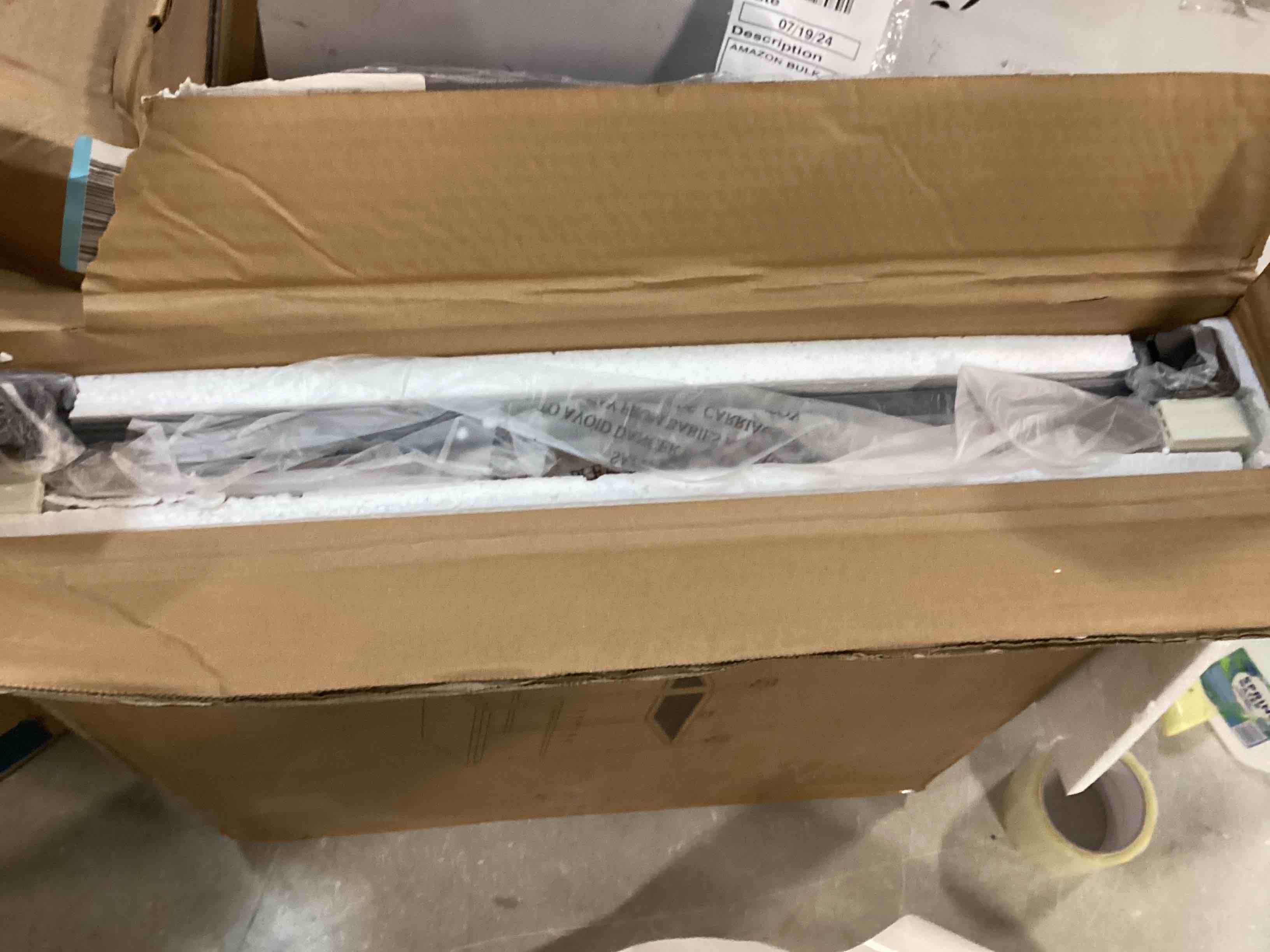 https://s3.amazonaws.com/lotting-images-prod/bidfta/GRN6380887_1722263032314.jpeg