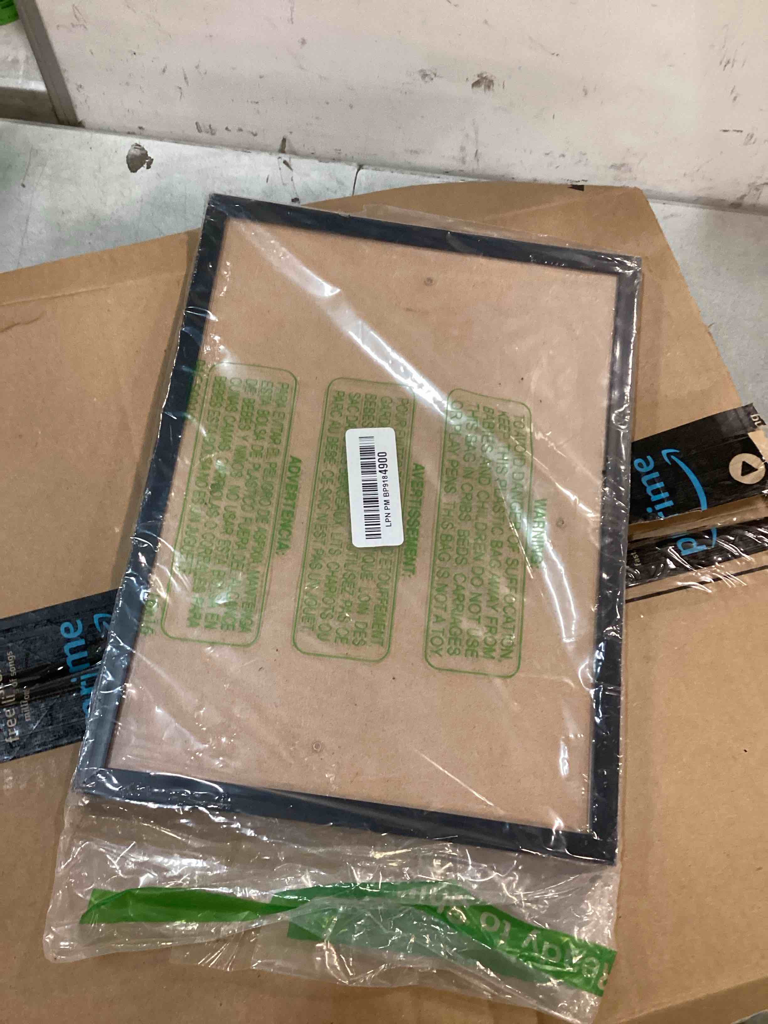 https://s3.amazonaws.com/lotting-images-prod/bidfta/GRN6380890_1722263315044.jpeg