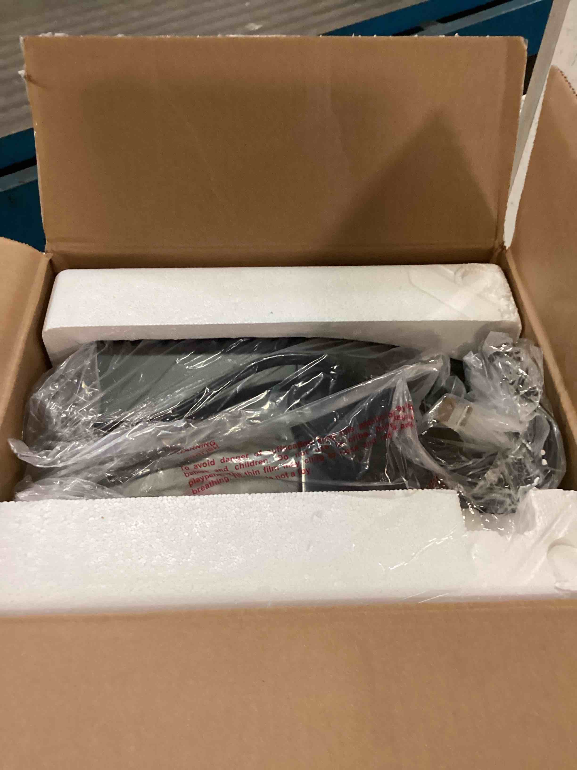https://s3.amazonaws.com/lotting-images-prod/bidfta/GRN6381488_1721690380025.jpeg