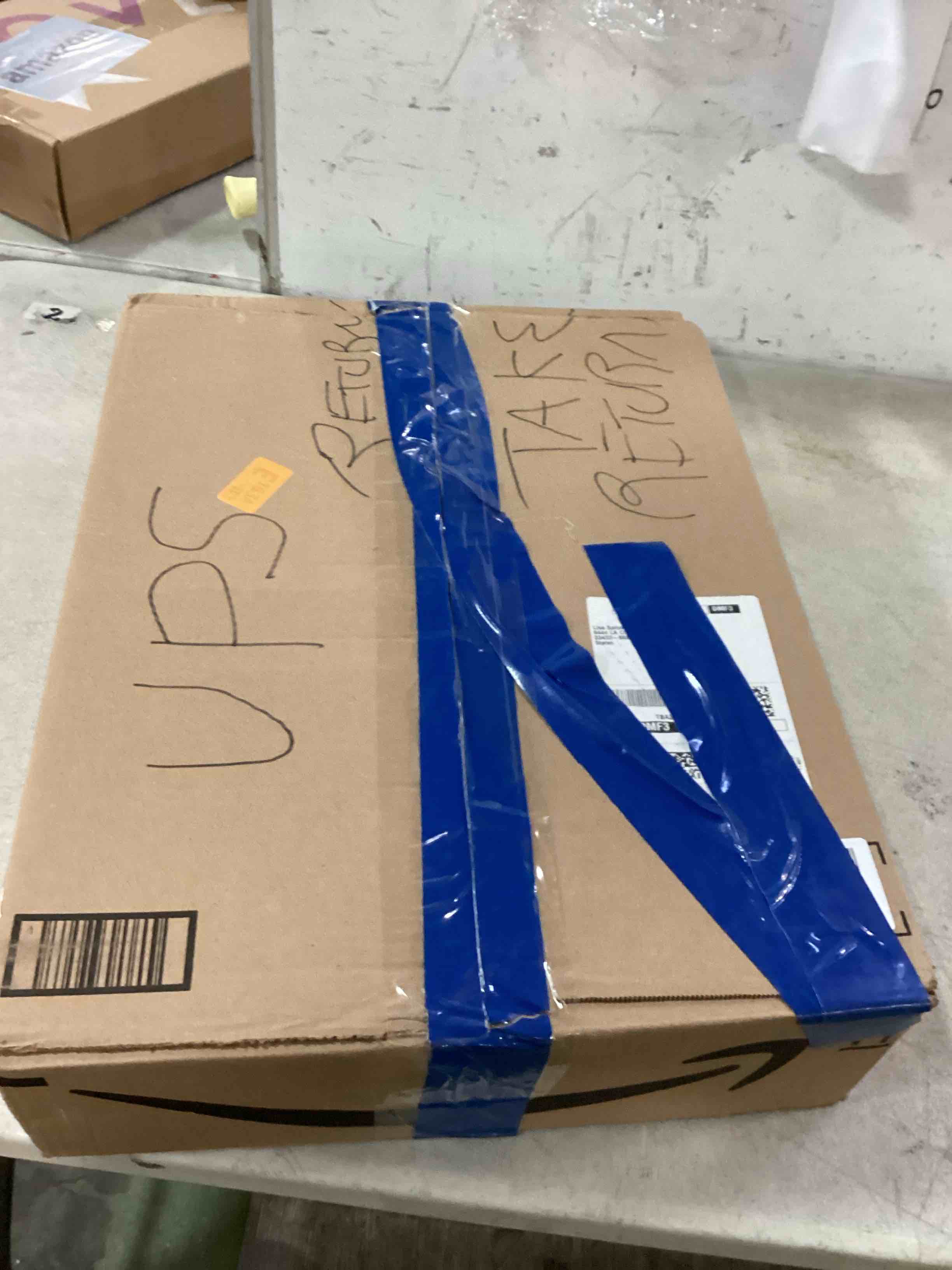 https://s3.amazonaws.com/lotting-images-prod/bidfta/GRN6381498_1721691325997.jpeg