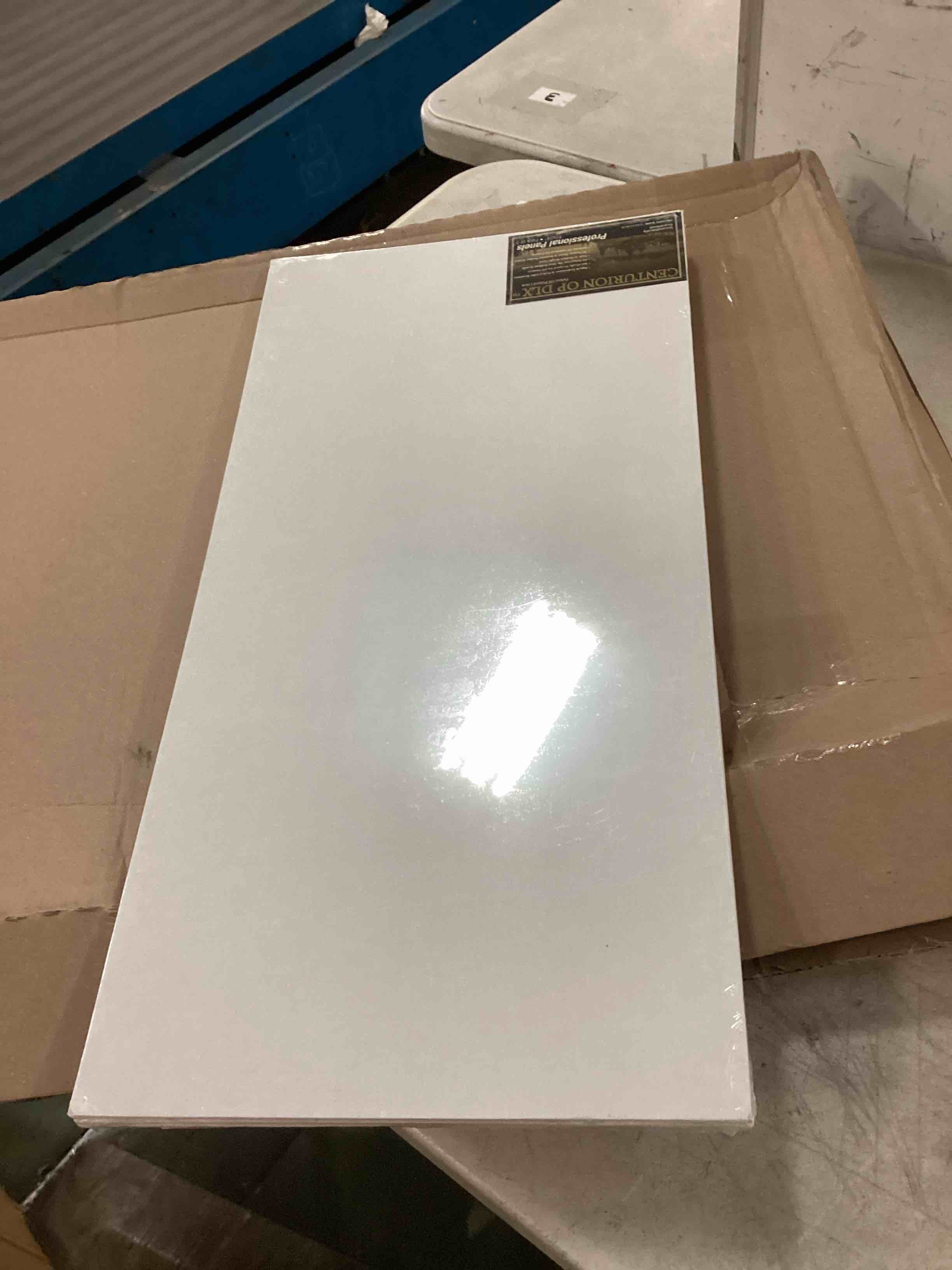 https://s3.amazonaws.com/lotting-images-prod/bidfta/GRN6381688_1721778596641.jpeg