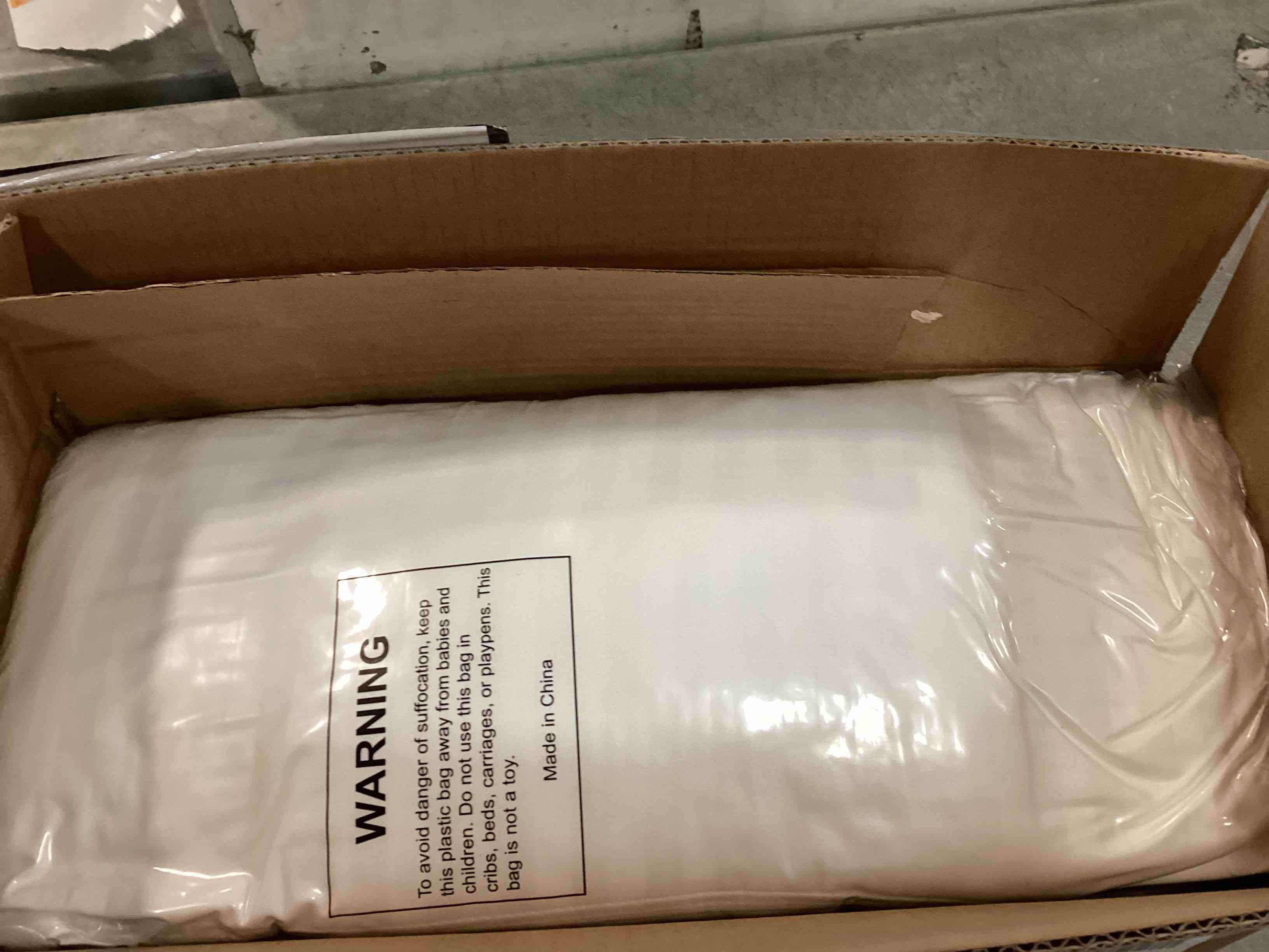 https://s3.amazonaws.com/lotting-images-prod/bidfta/GRN6382627_1722098926338.jpeg