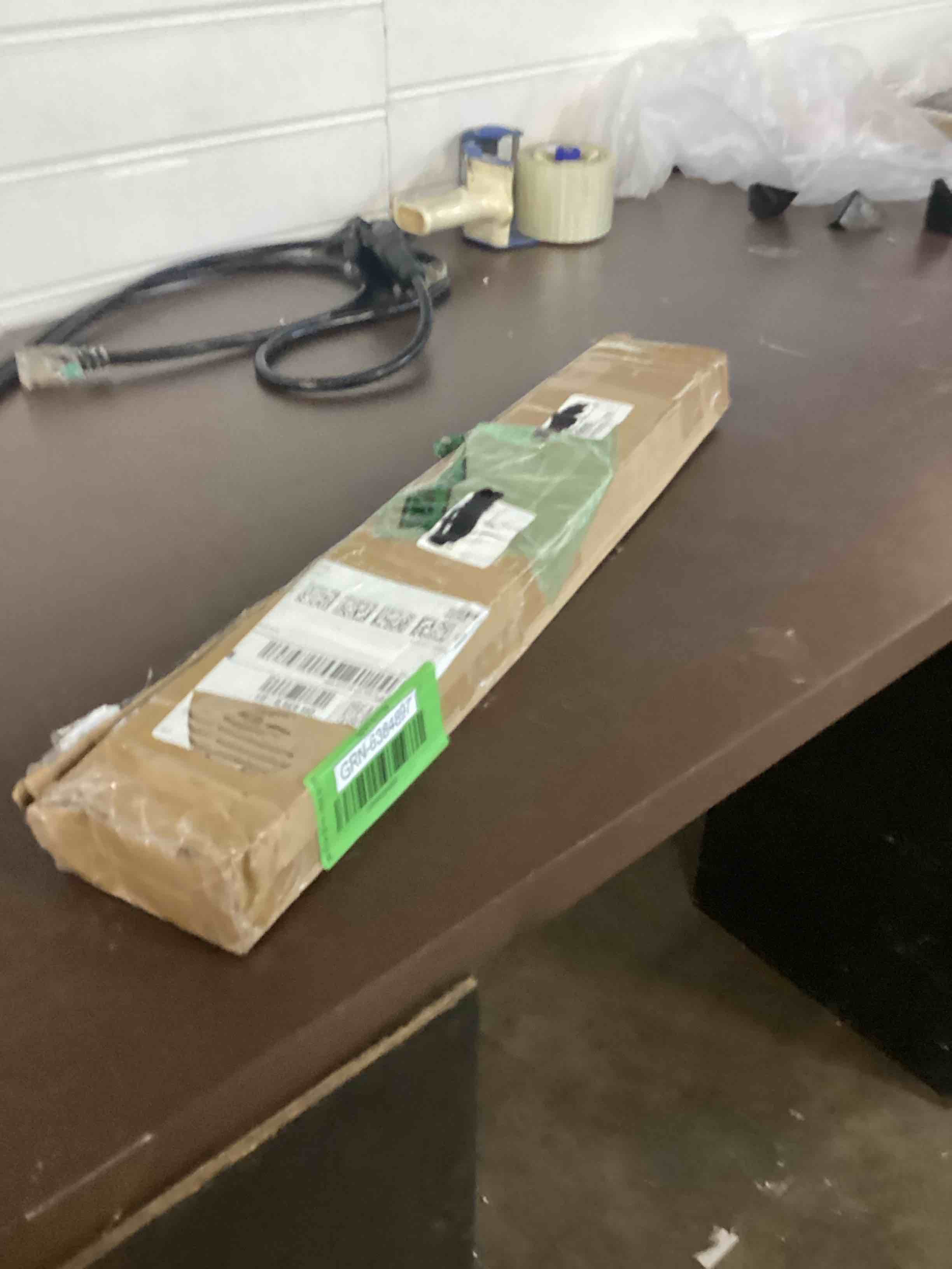 https://s3.amazonaws.com/lotting-images-prod/bidfta/GRN6384897_1720528405812.jpeg
