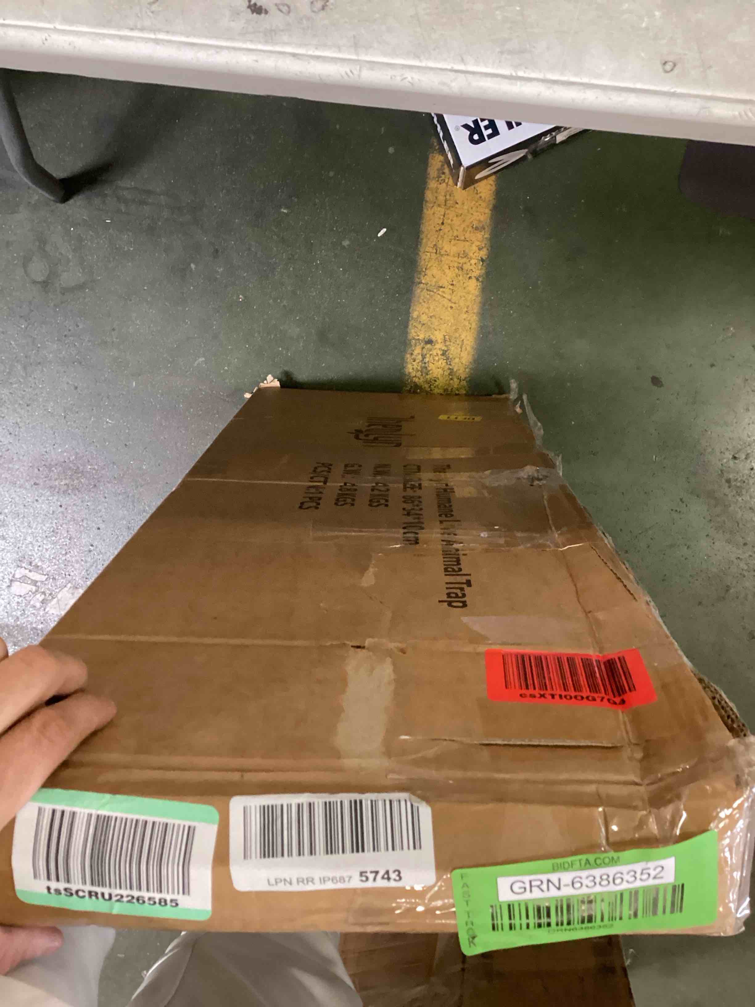 https://s3.amazonaws.com/lotting-images-prod/bidfta/GRN6386352_1721762920178.jpeg