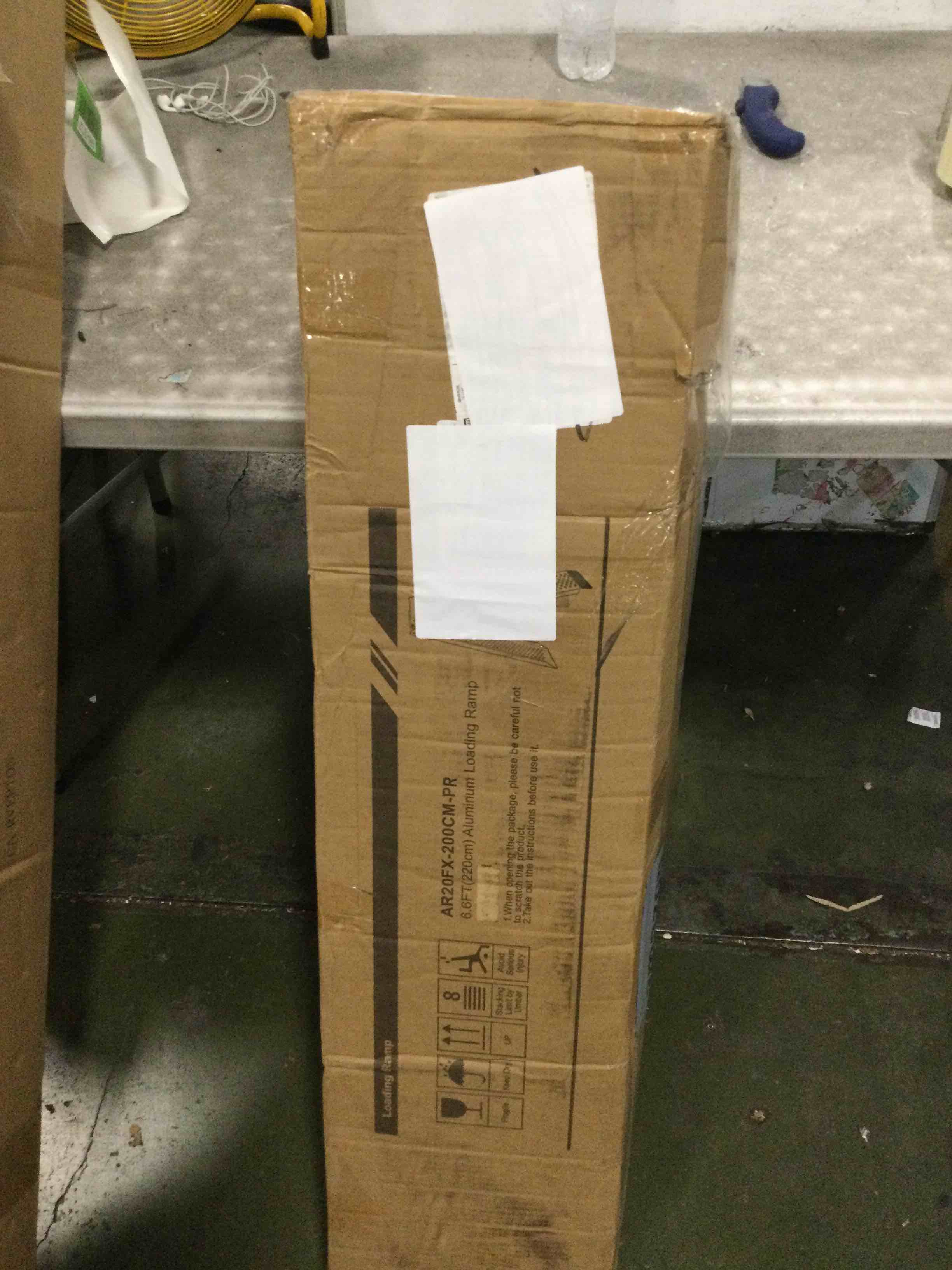 https://s3.amazonaws.com/lotting-images-prod/bidfta/GRN6387227_1722304290507.jpeg