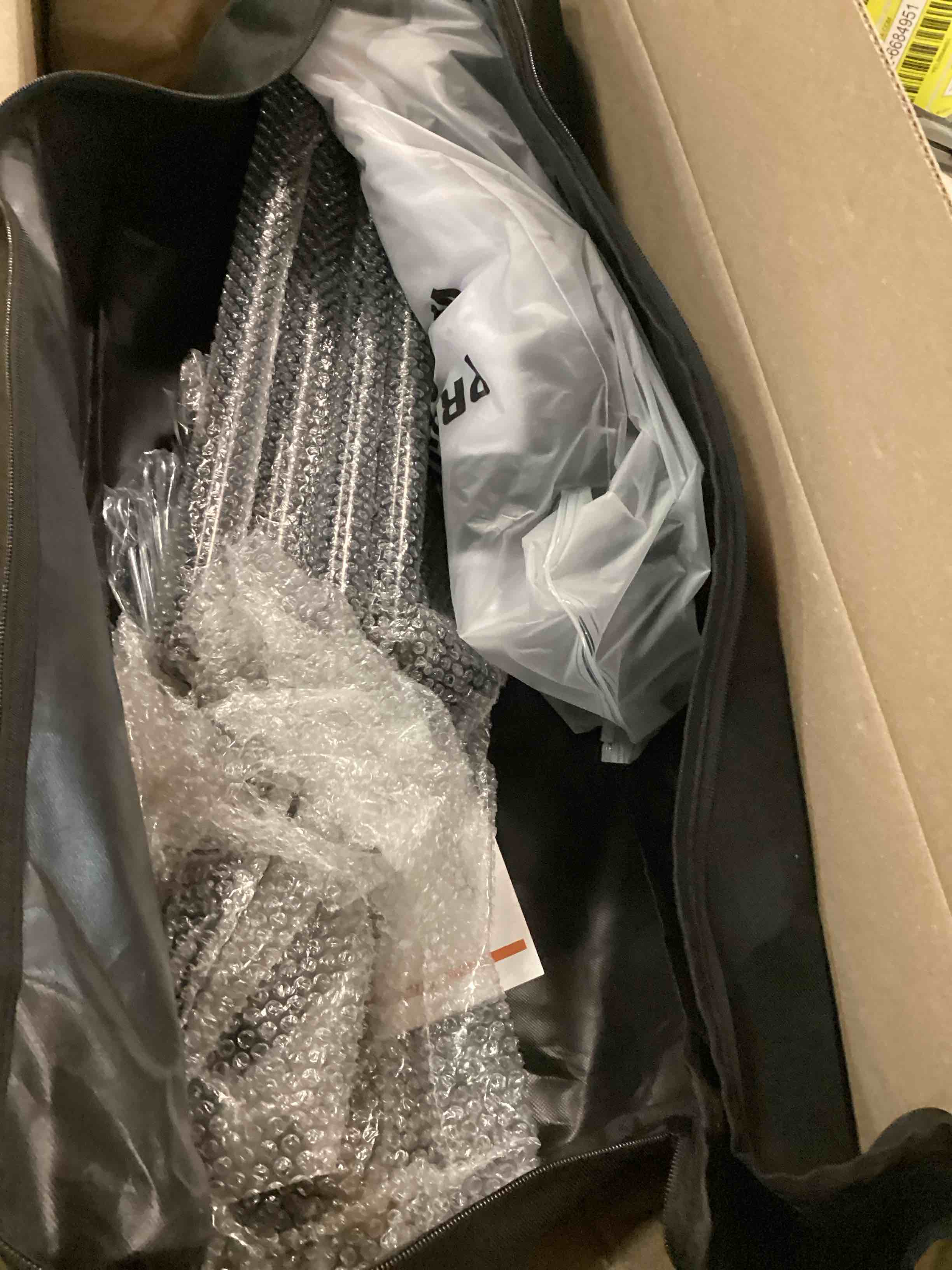 https://s3.amazonaws.com/lotting-images-prod/bidfta/GRN6387578_1721703221057.jpeg