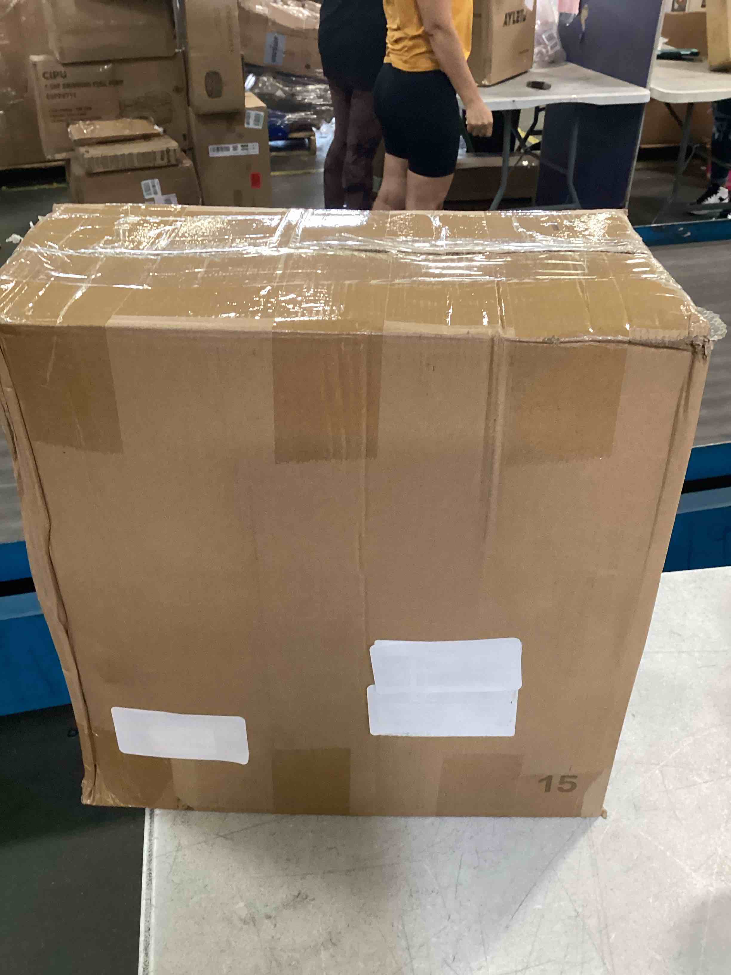 https://s3.amazonaws.com/lotting-images-prod/bidfta/GRN6387633_1721770712429.jpeg