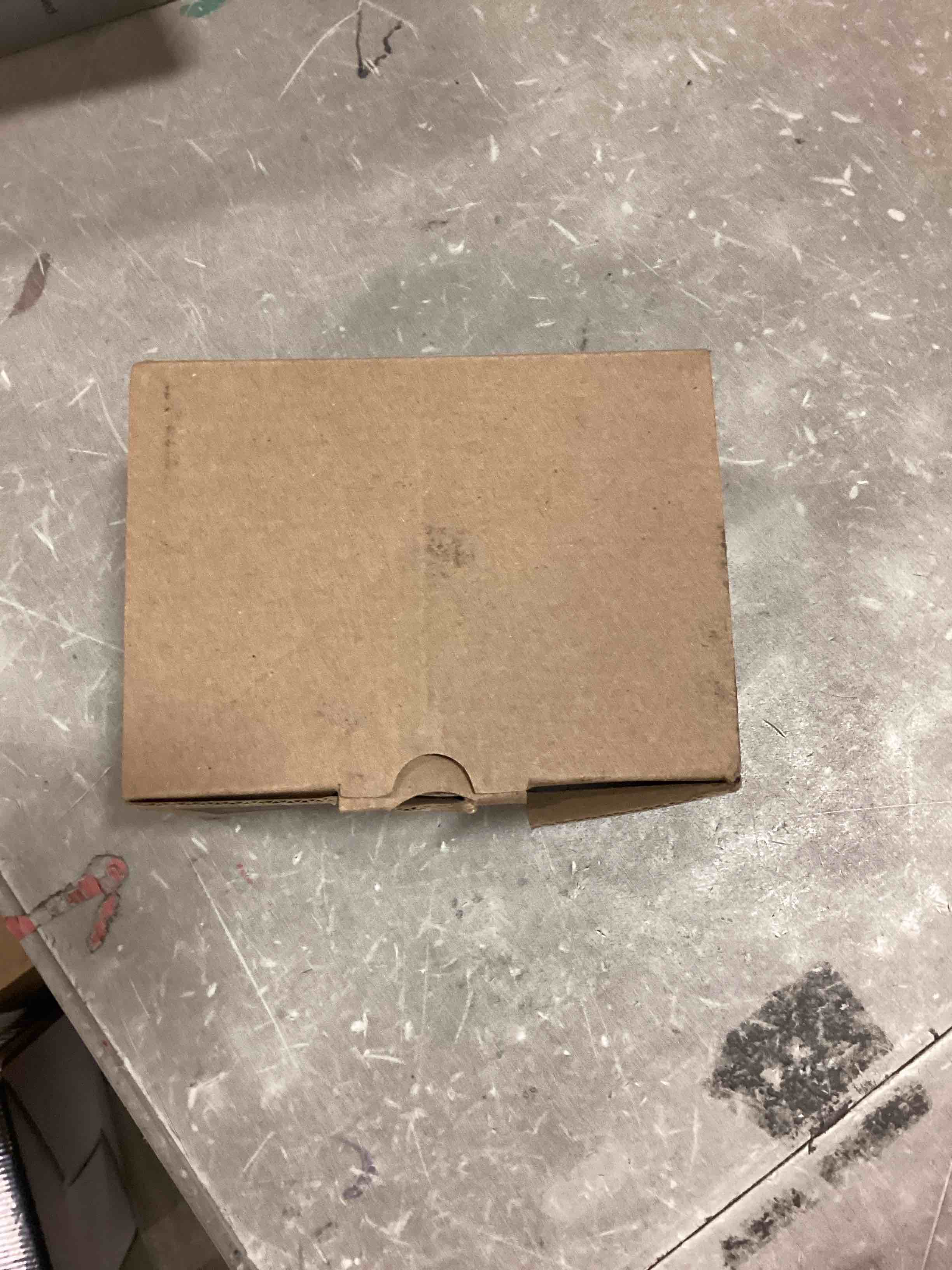 https://s3.amazonaws.com/lotting-images-prod/bidfta/GRN6387861_1721944002860.jpeg