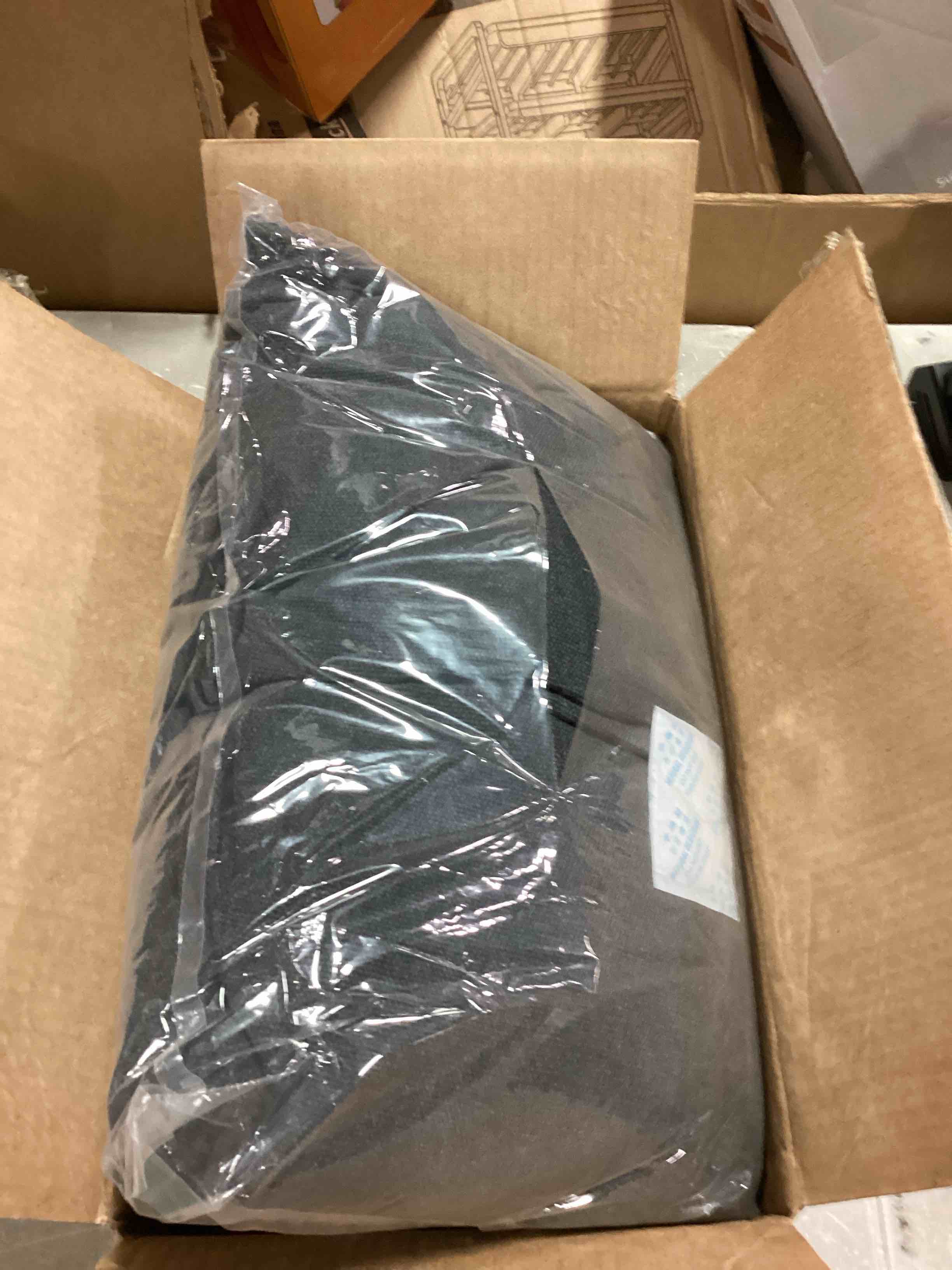 https://s3.amazonaws.com/lotting-images-prod/bidfta/GRN6387978_1721953436853.jpeg