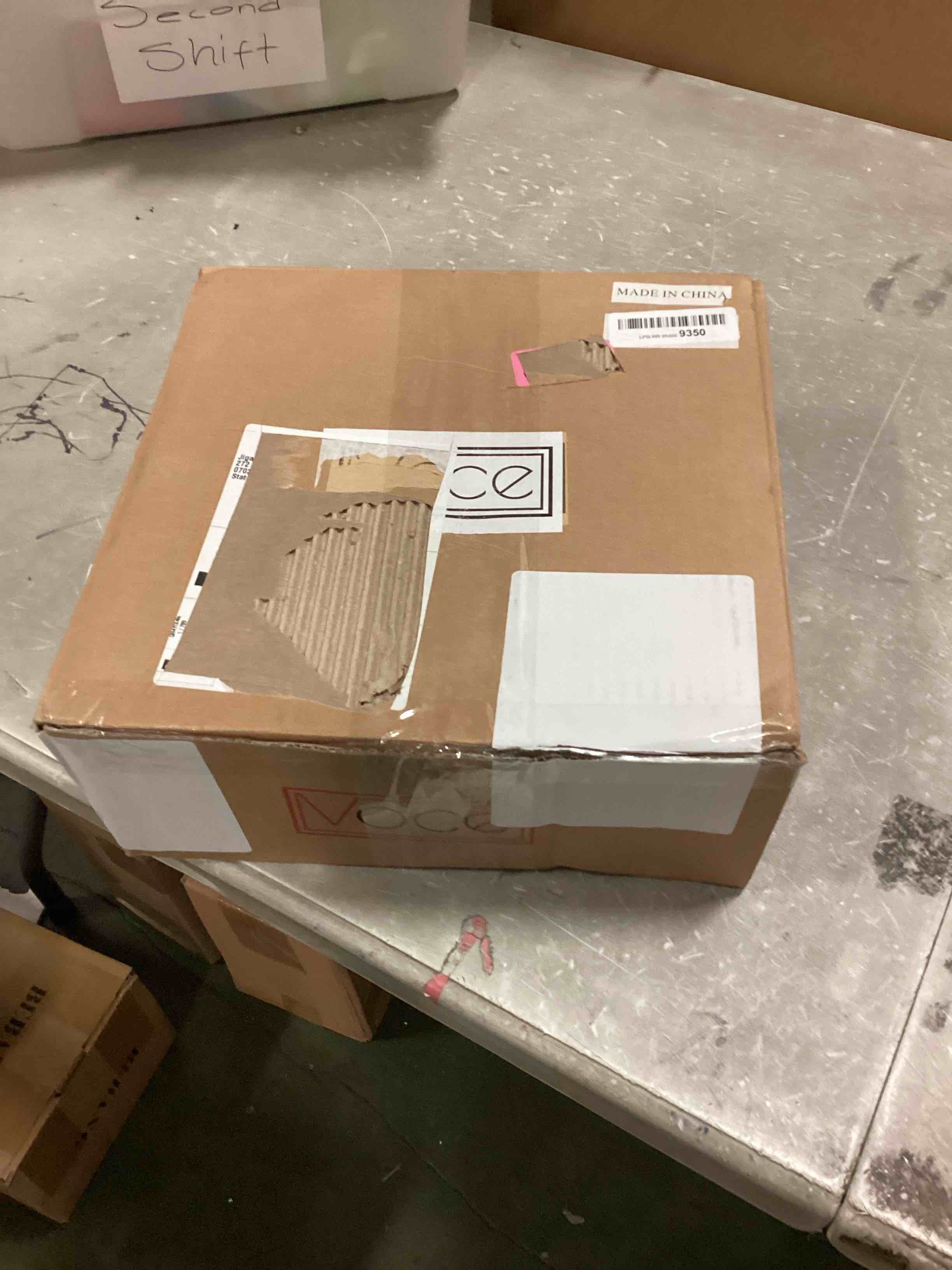https://s3.amazonaws.com/lotting-images-prod/bidfta/GRN6387989_1721954233068.jpeg