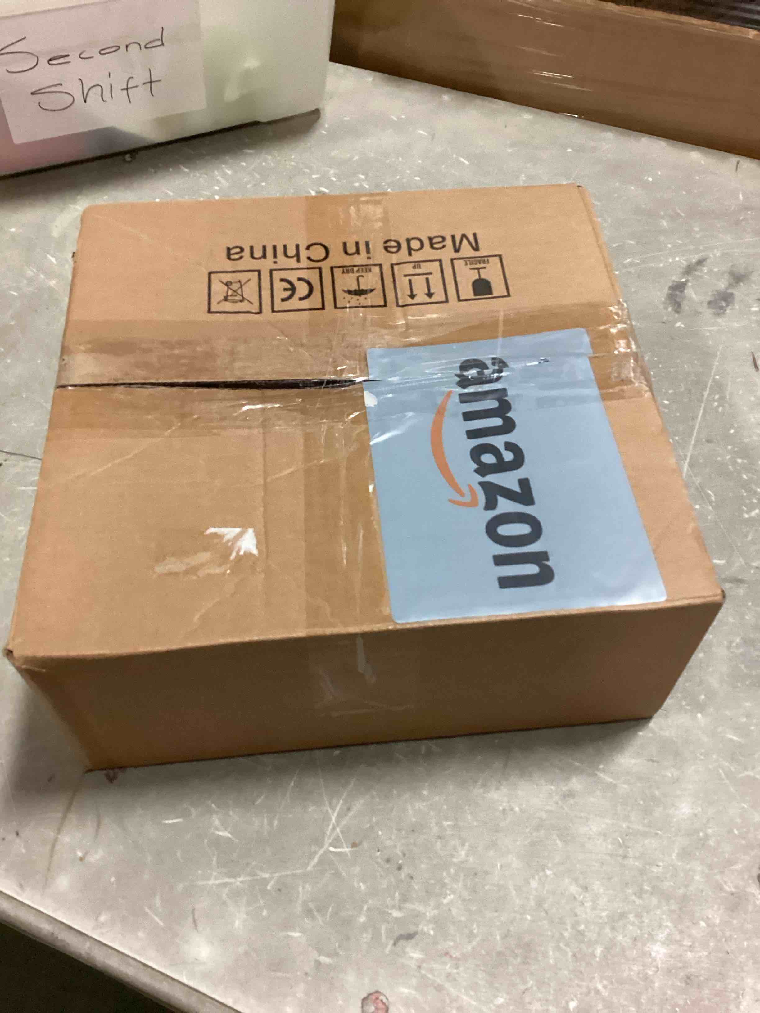 https://s3.amazonaws.com/lotting-images-prod/bidfta/GRN6388036_1721959889328.jpeg