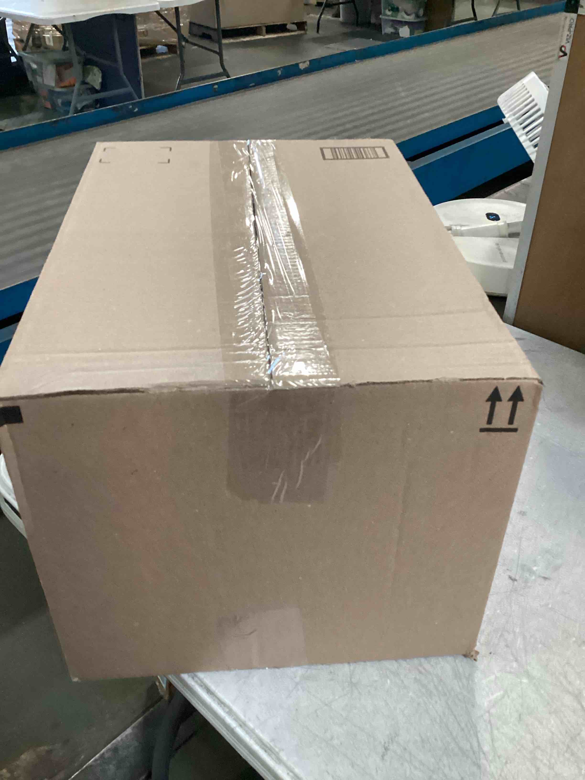 https://s3.amazonaws.com/lotting-images-prod/bidfta/GRN6388228_1722031158859.jpeg