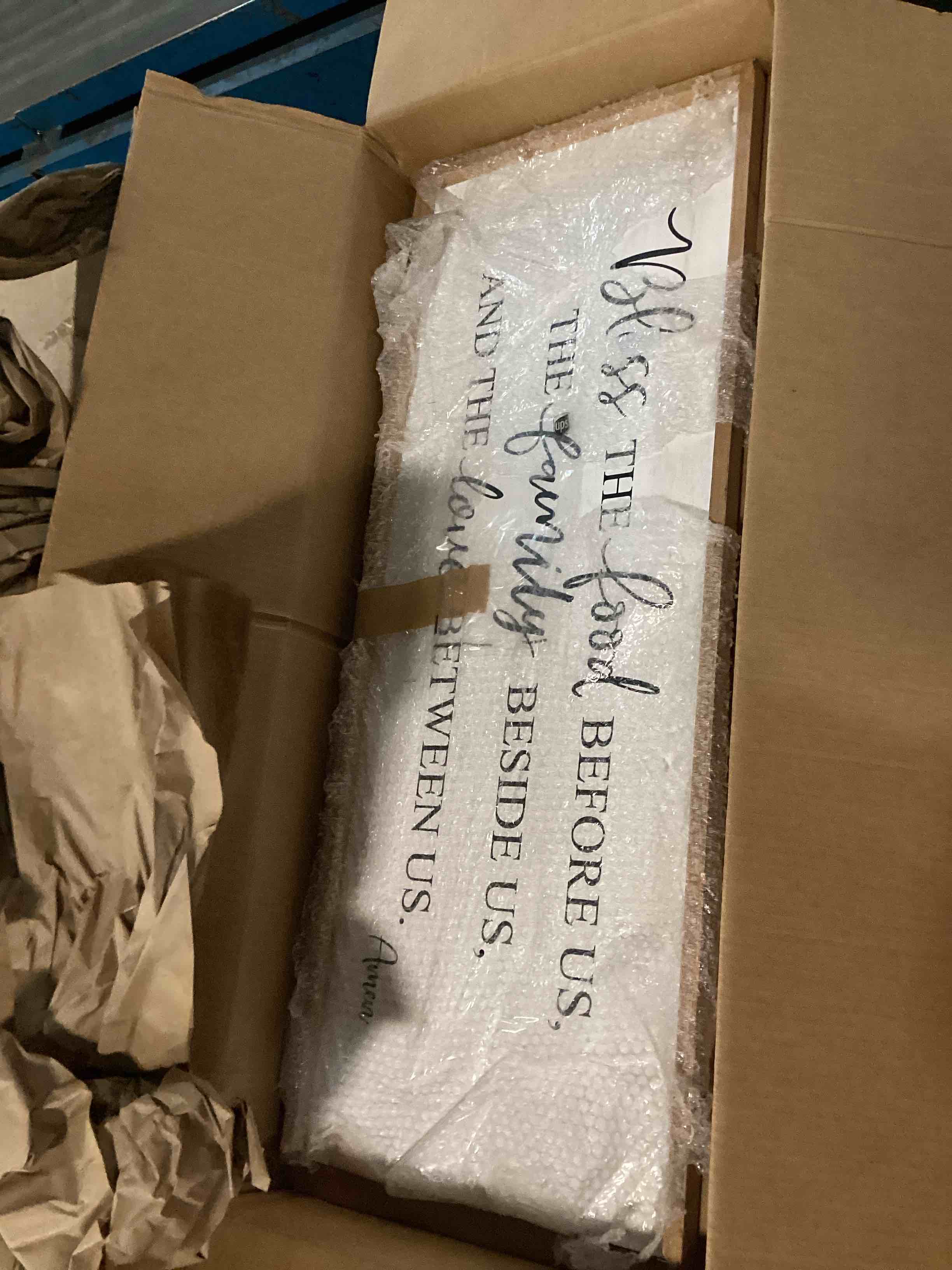 https://s3.amazonaws.com/lotting-images-prod/bidfta/GRN6388659_1722550166833.jpeg