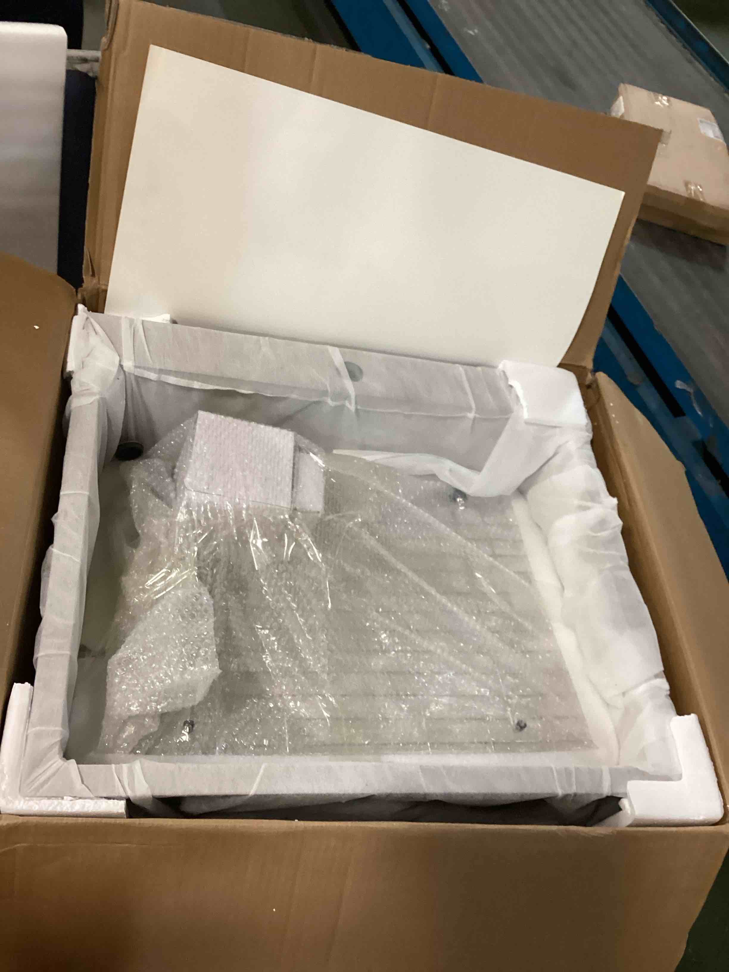 https://s3.amazonaws.com/lotting-images-prod/bidfta/GRN6388684_1722555828926.jpeg