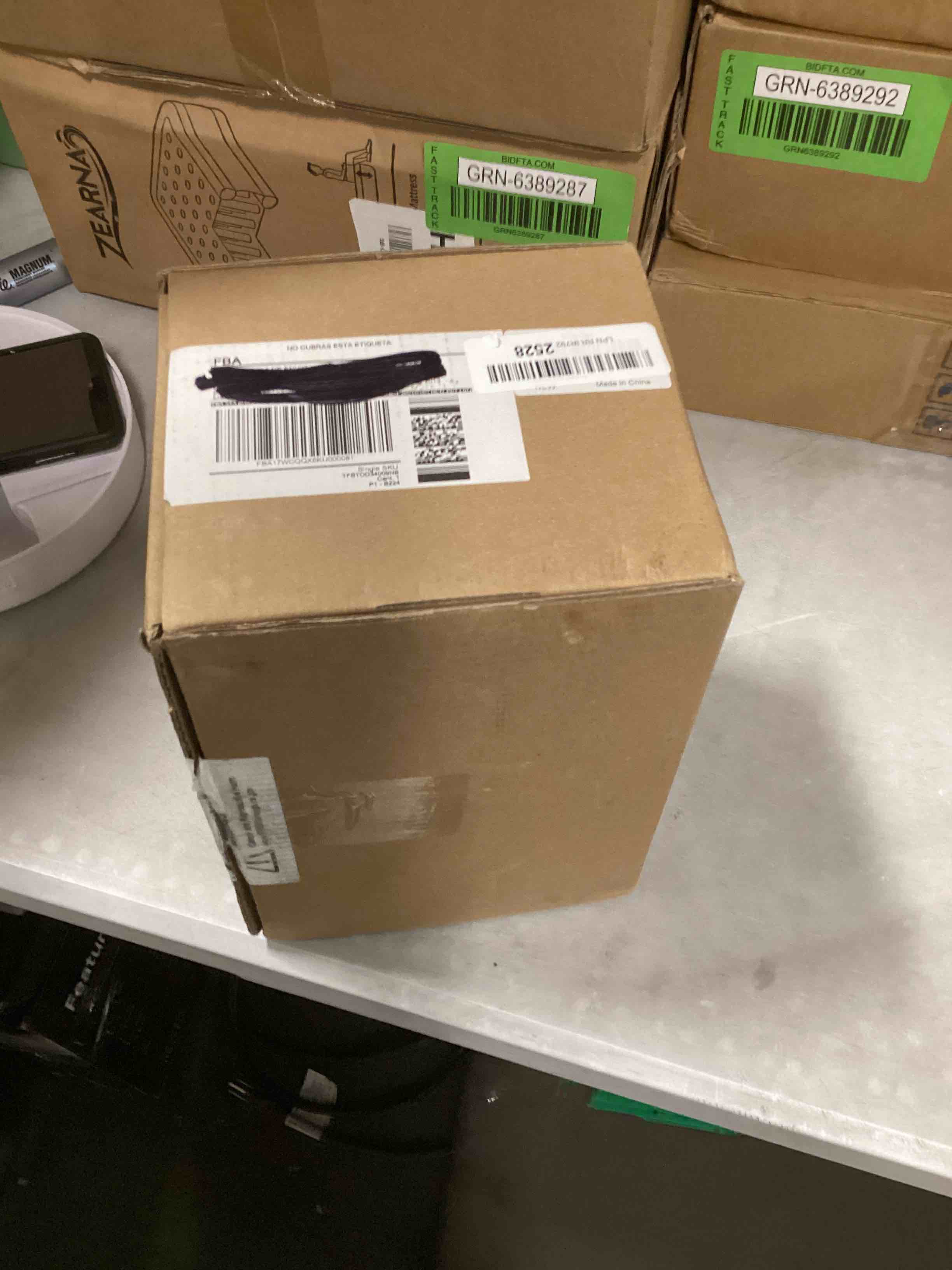 https://s3.amazonaws.com/lotting-images-prod/bidfta/GRN6389307_1721749180200.jpeg