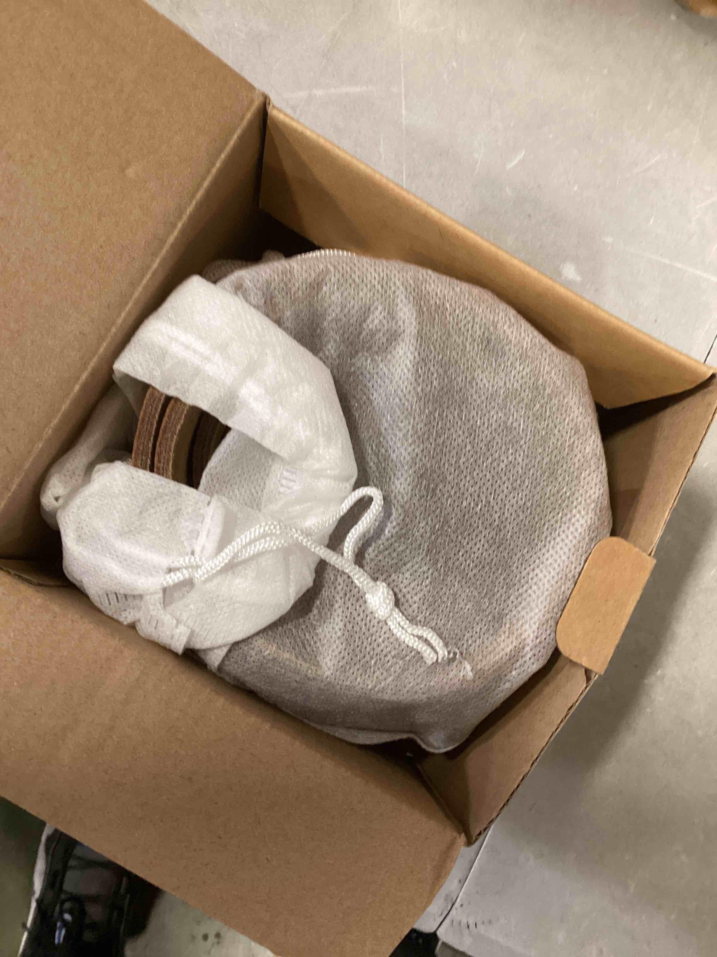https://s3.amazonaws.com/lotting-images-prod/bidfta/GRN6390038_1721921562682.jpeg