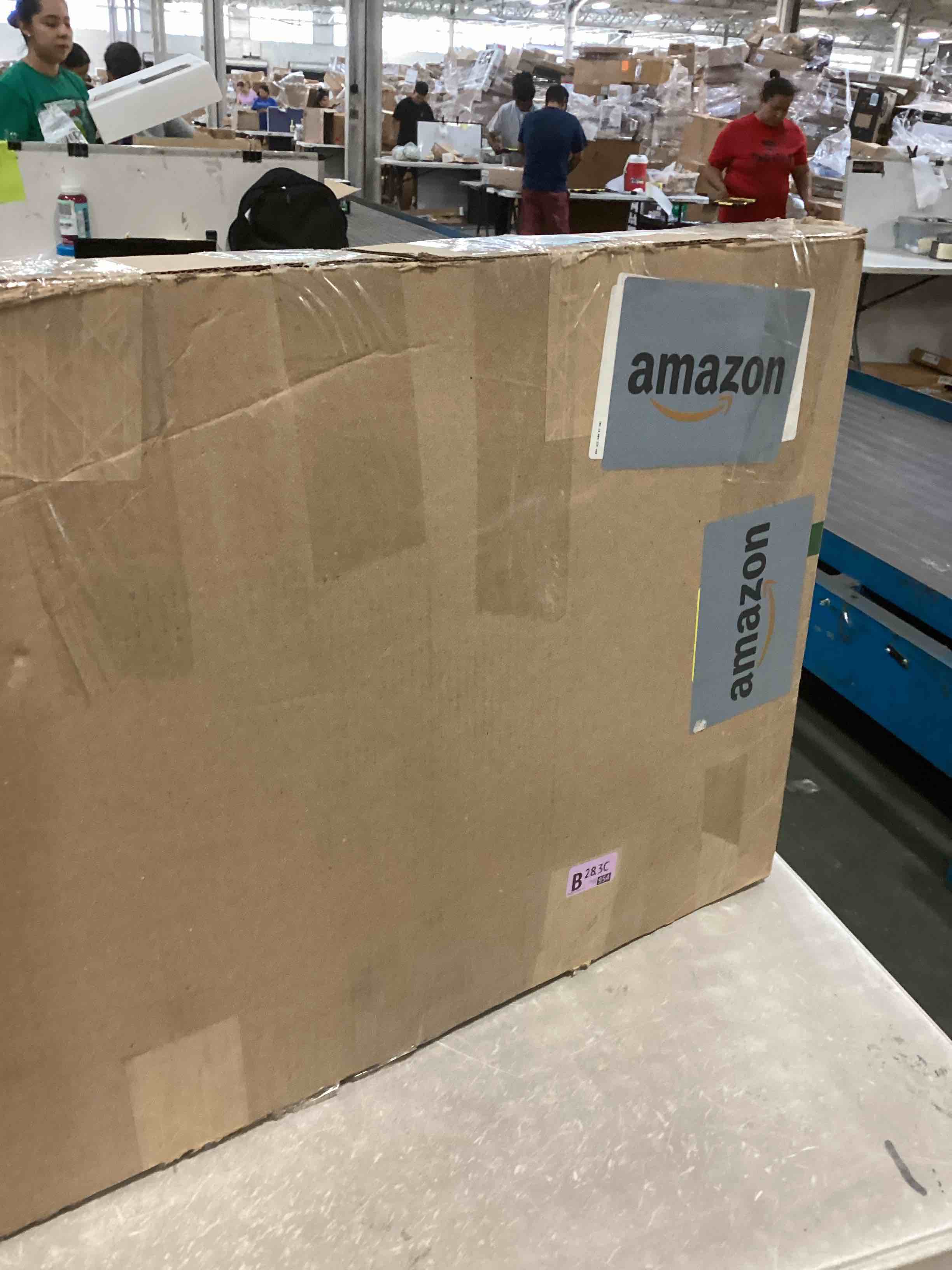 https://s3.amazonaws.com/lotting-images-prod/bidfta/GRN6390441_1721670712089.jpeg