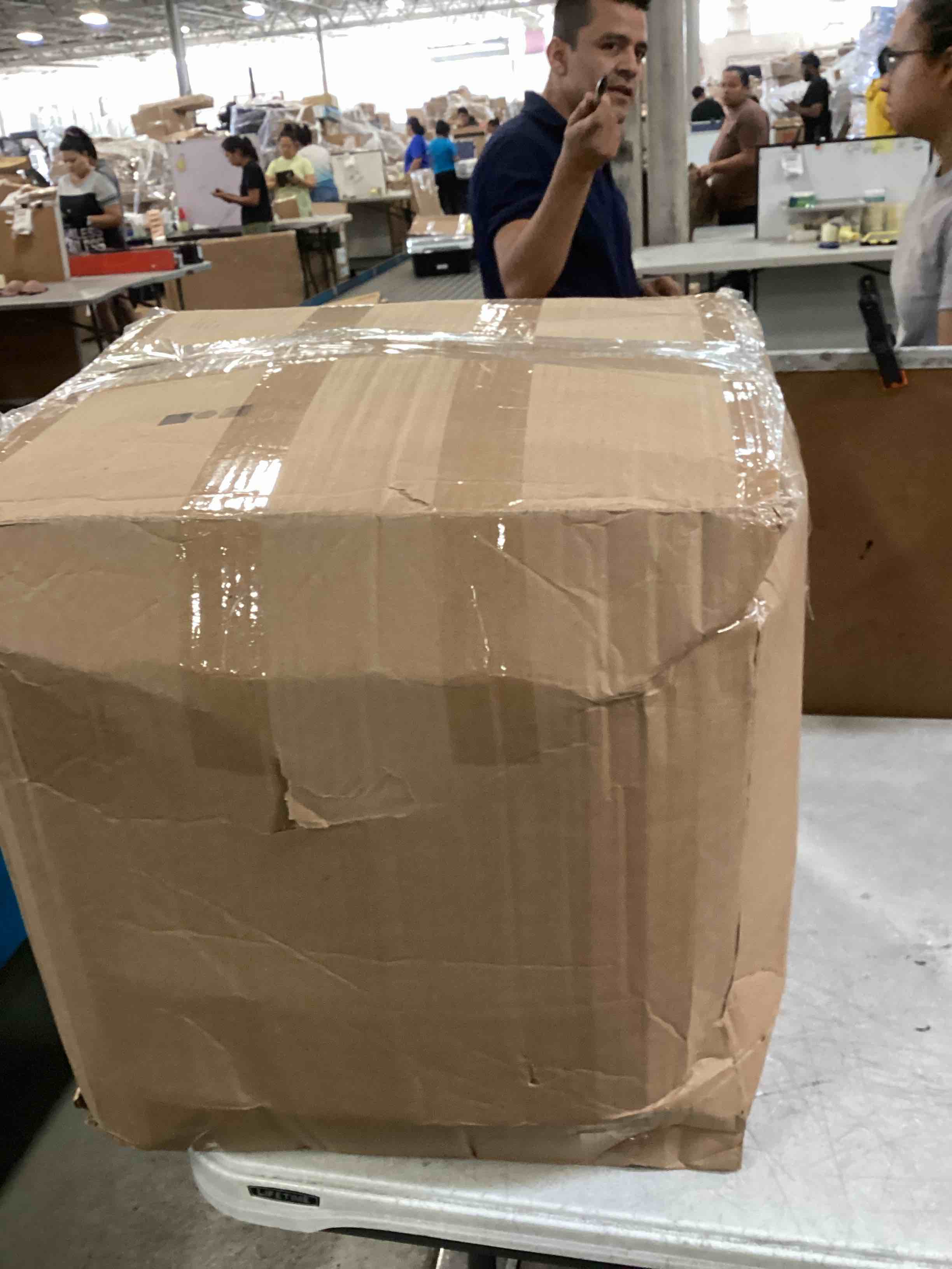 https://s3.amazonaws.com/lotting-images-prod/bidfta/GRN6390833_1722001847131.jpeg