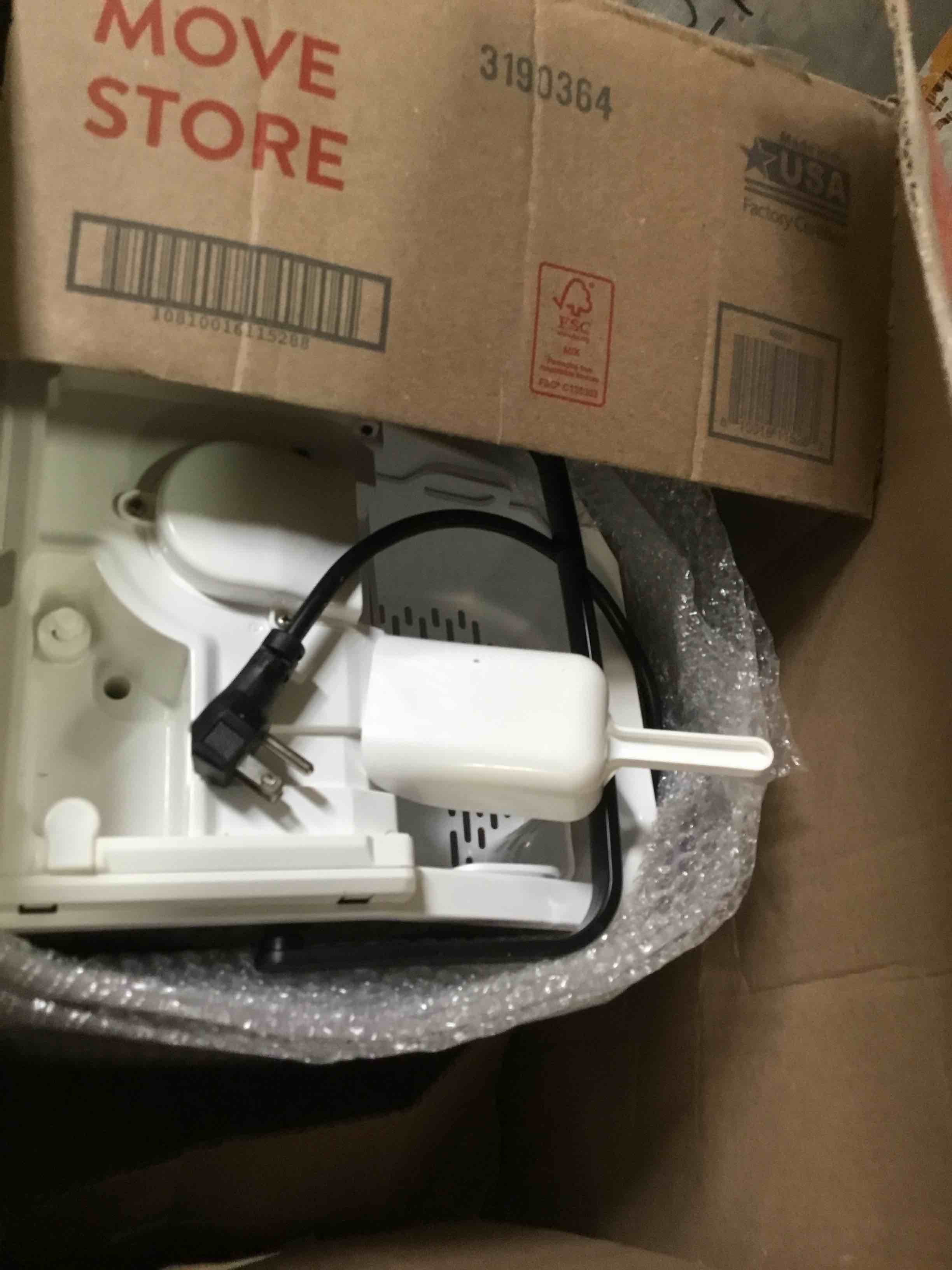 https://s3.amazonaws.com/lotting-images-prod/bidfta/GRN6391226_1722098731532.jpeg