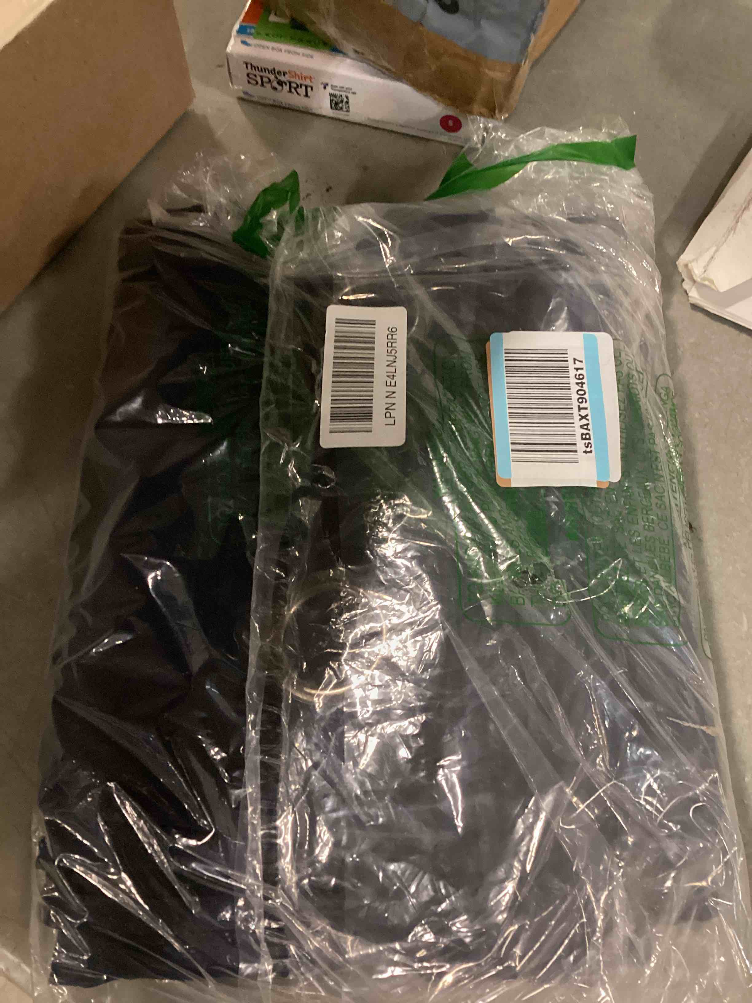 https://s3.amazonaws.com/lotting-images-prod/bidfta/GRN6391302_1722260581461.jpeg