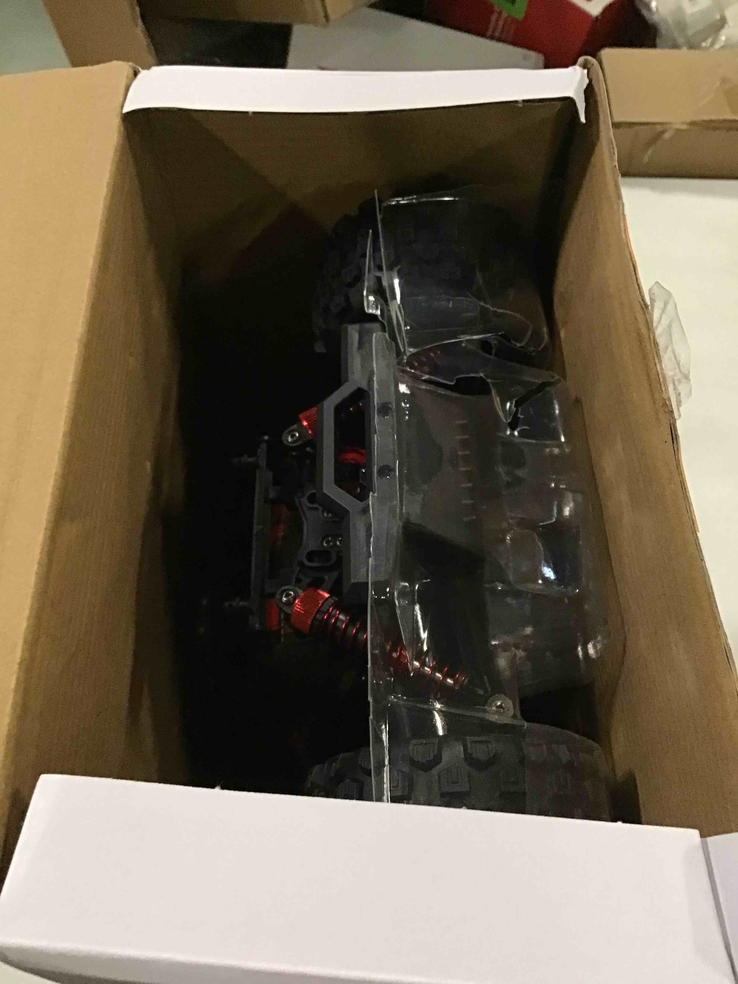 https://s3.amazonaws.com/lotting-images-prod/bidfta/GRN6392887_1716982744840.jpeg