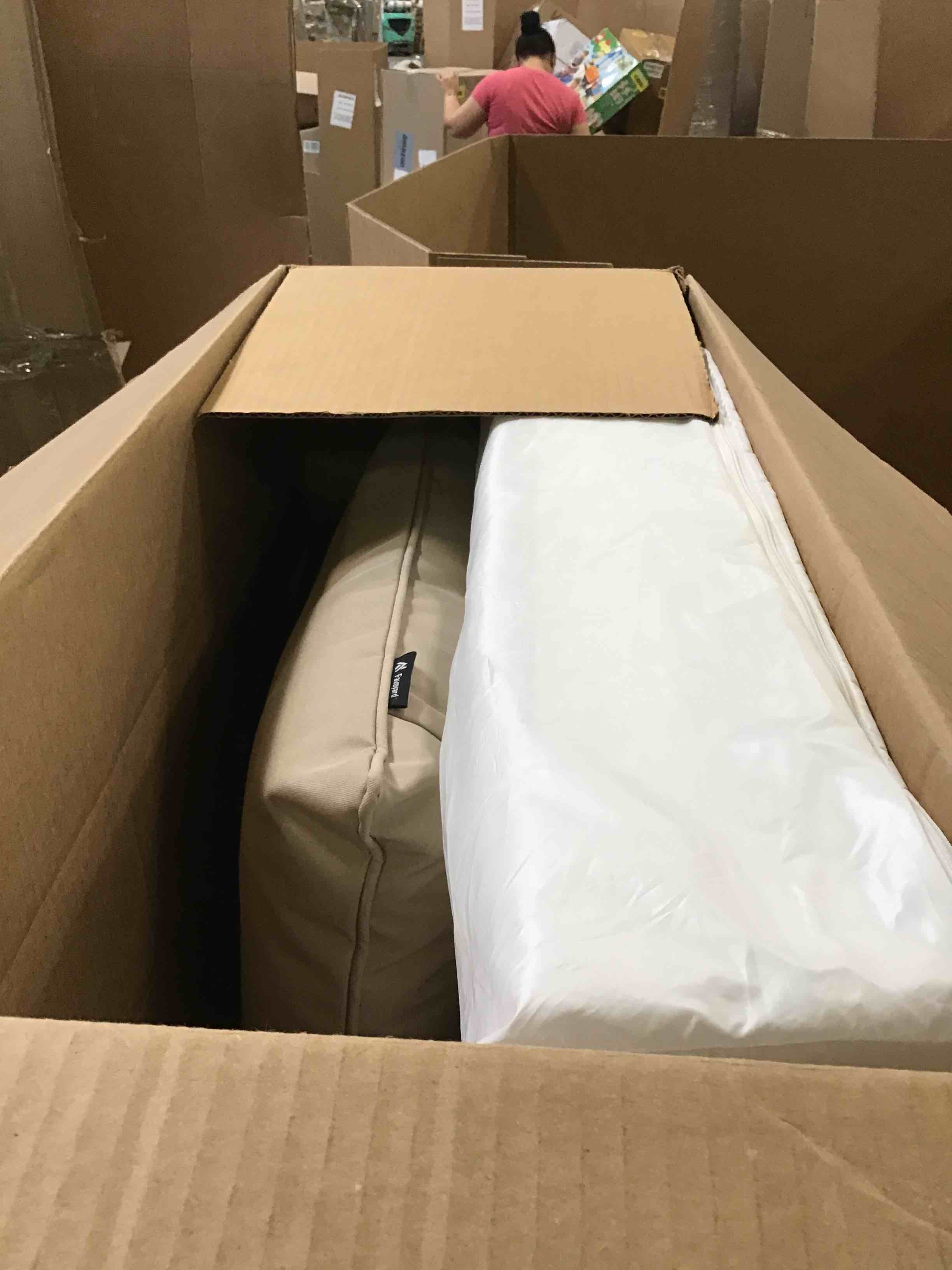 https://s3.amazonaws.com/lotting-images-prod/bidfta/GRN6393196_1717011545622.jpeg