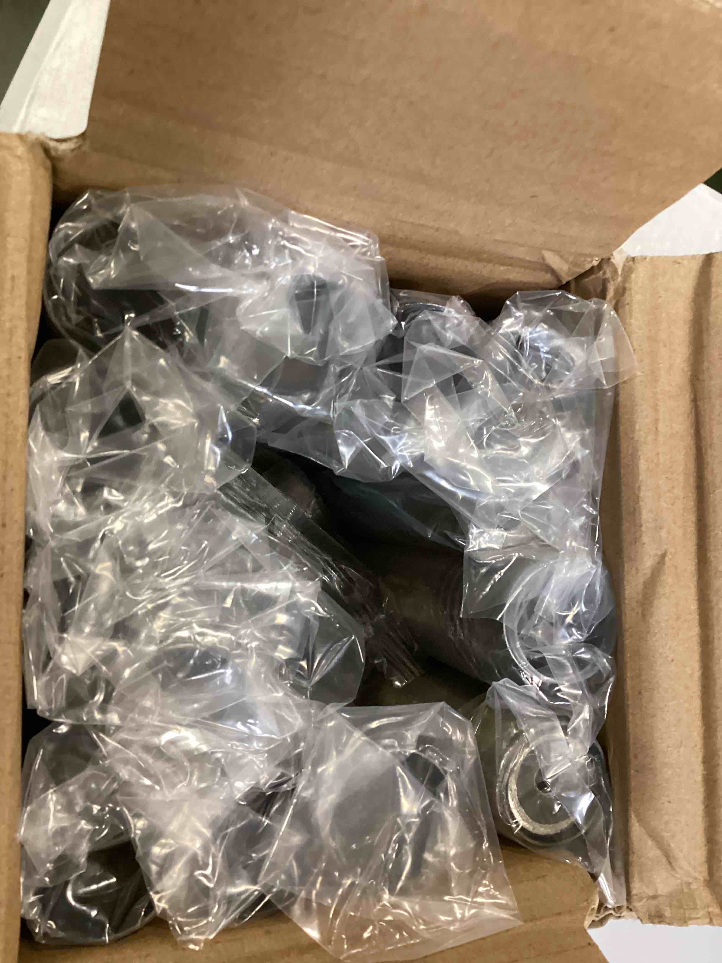 https://s3.amazonaws.com/lotting-images-prod/bidfta/GRN6395038_1716564337624.jpeg