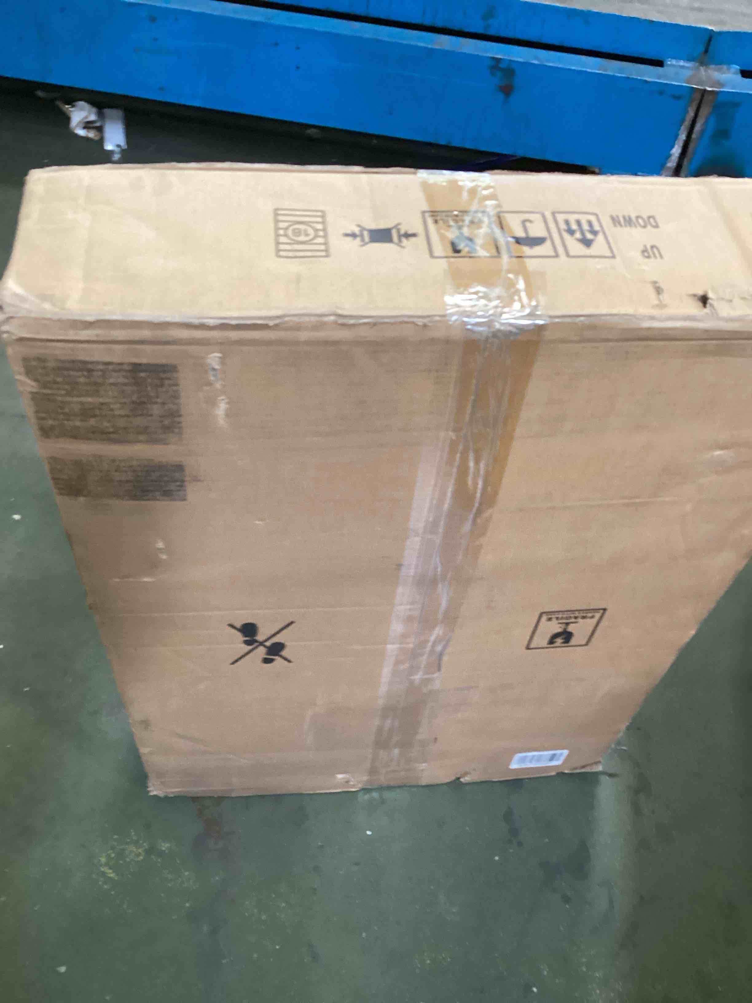 https://s3.amazonaws.com/lotting-images-prod/bidfta/GRN6395052_1716570529644.jpeg